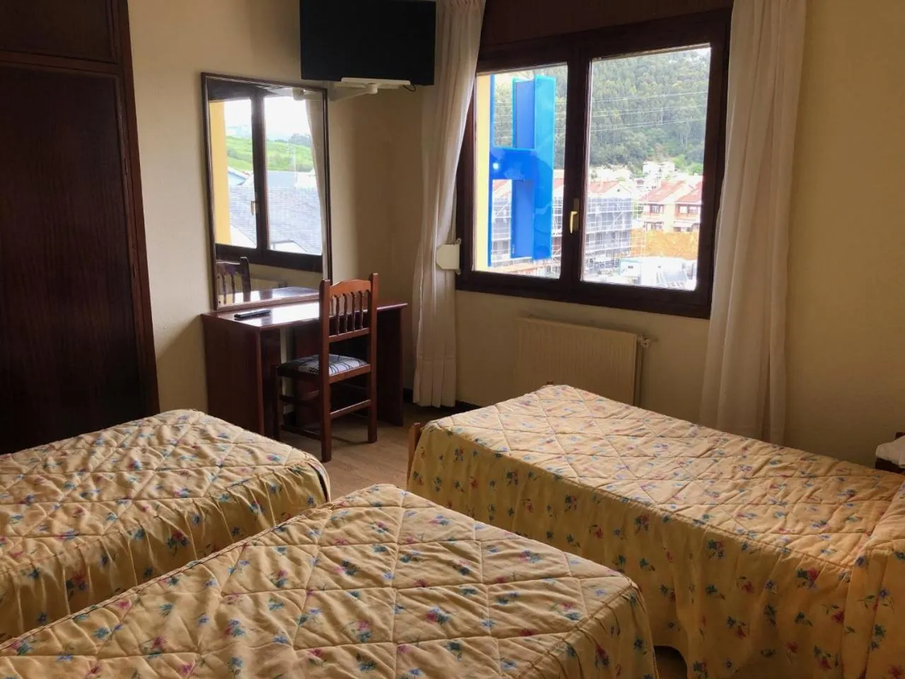 Triple Room in Hotel Costa Cántabra