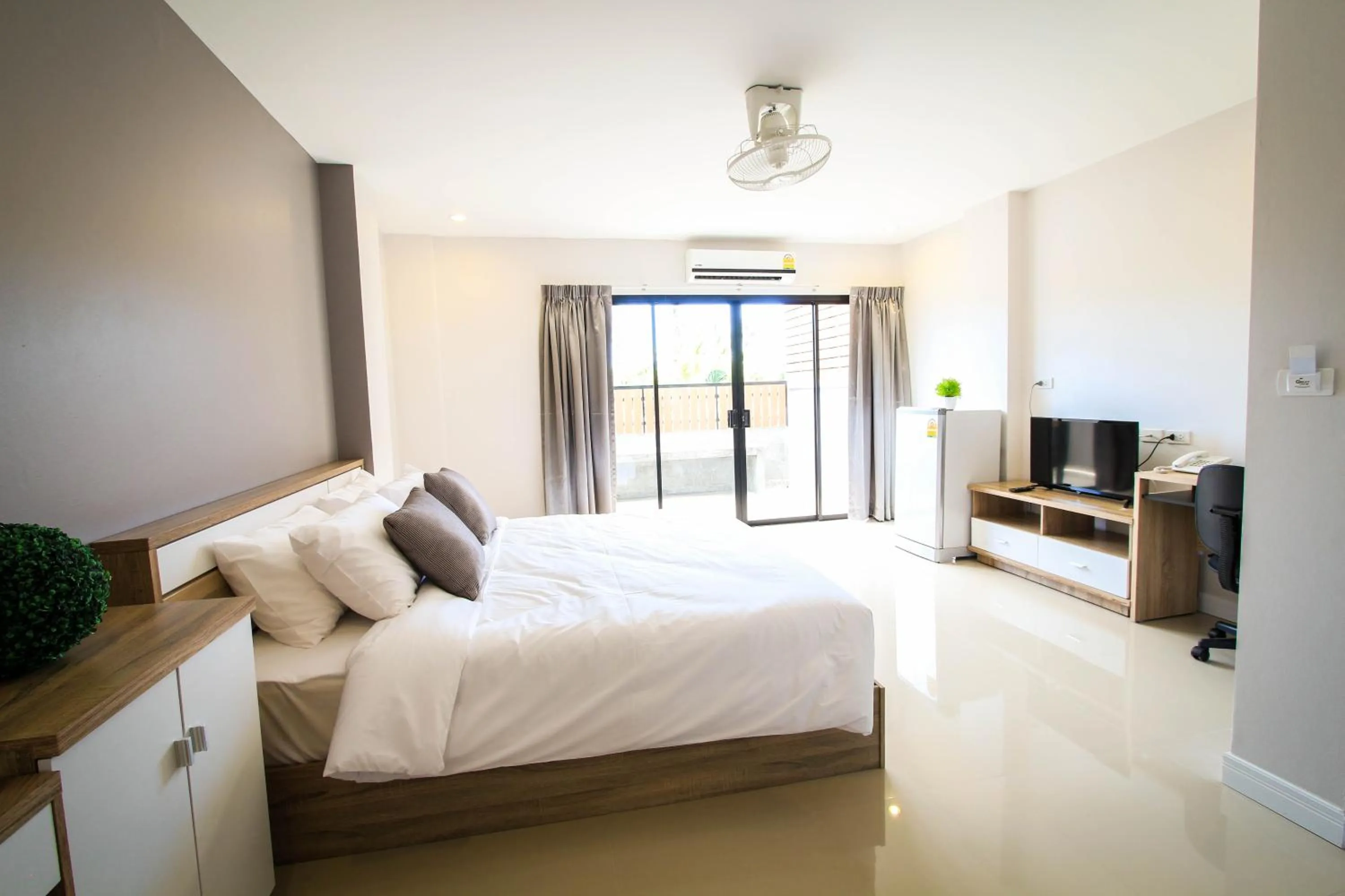 Deluxe Double Room in Vipa House Phuket - SHA Extra Plus