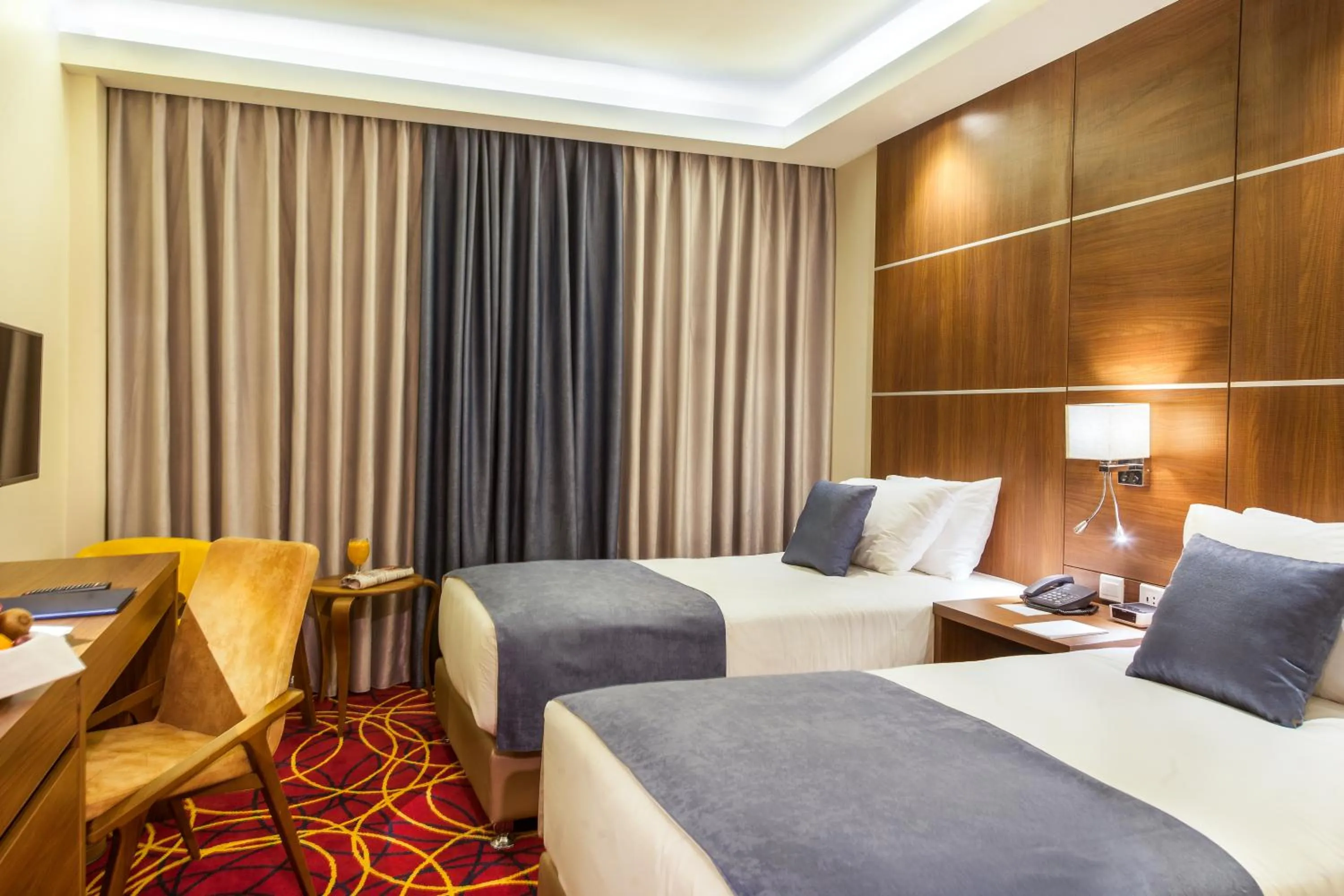 Deluxe Twin Room in Gerasa Hotel