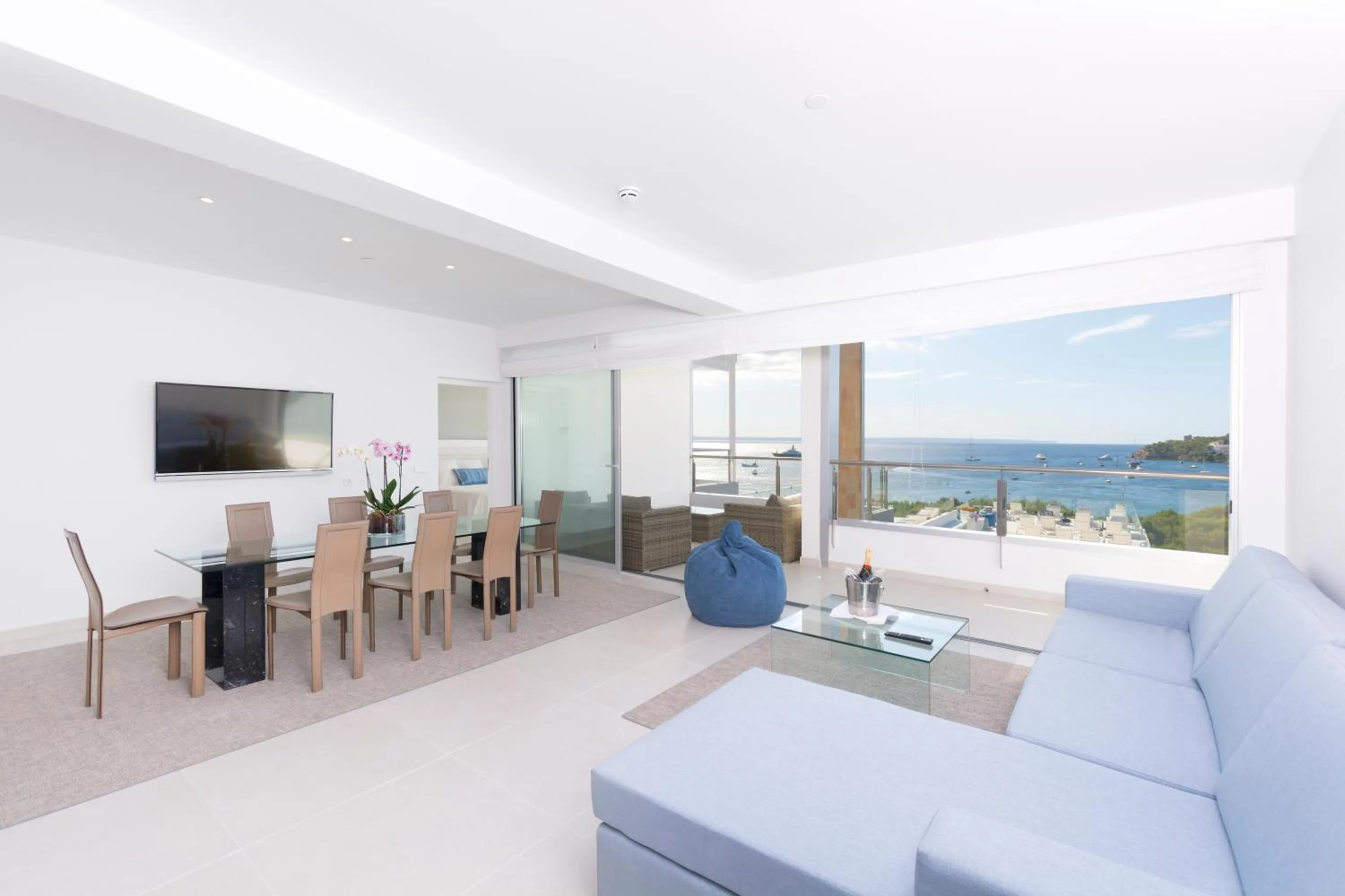 Presidential Suite with Sea View and Executive Lounge Access in Reverence Mare Hotel - Adults Only