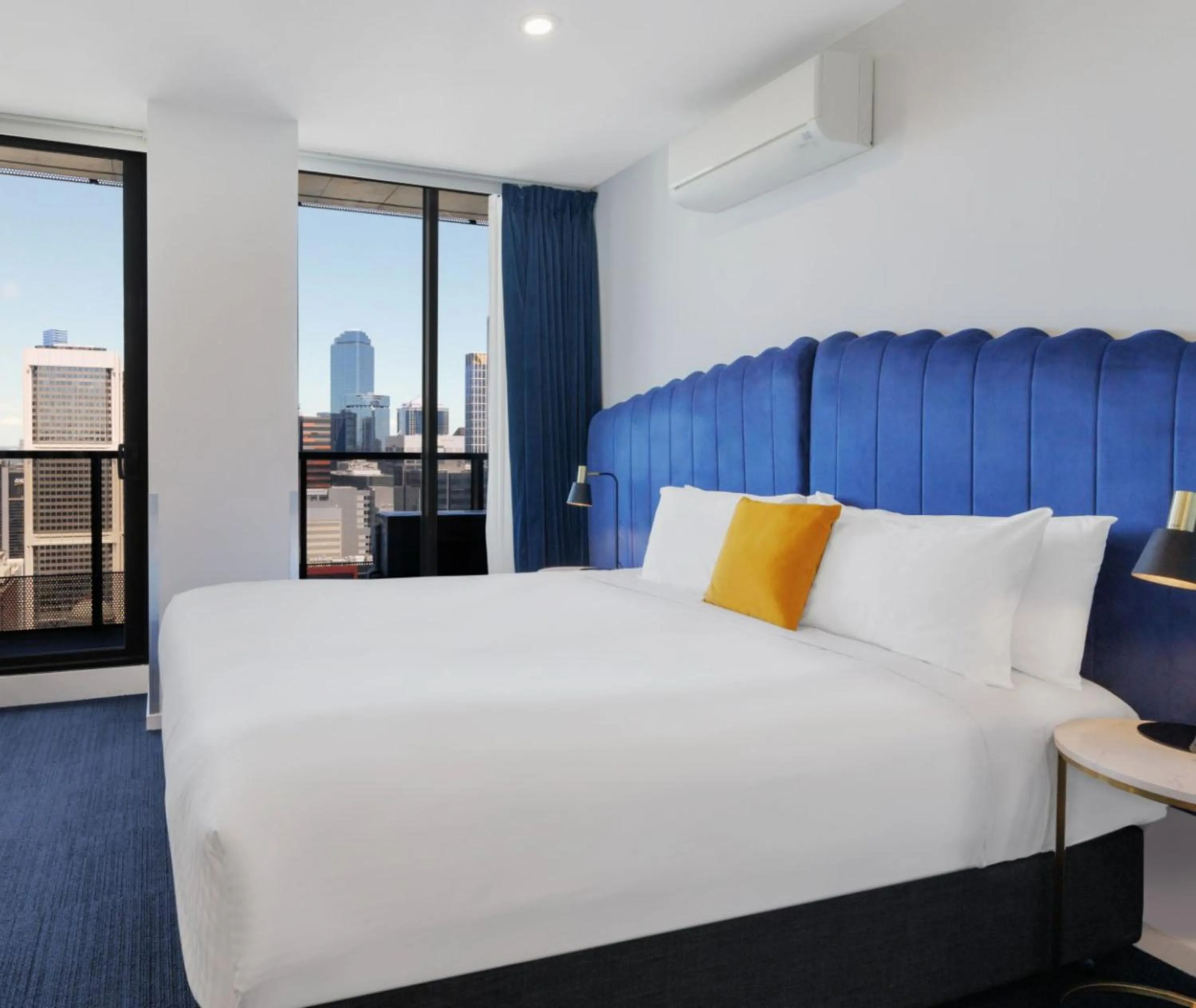 Superior City View Studio in Avani Melbourne Jazz Corner Residences