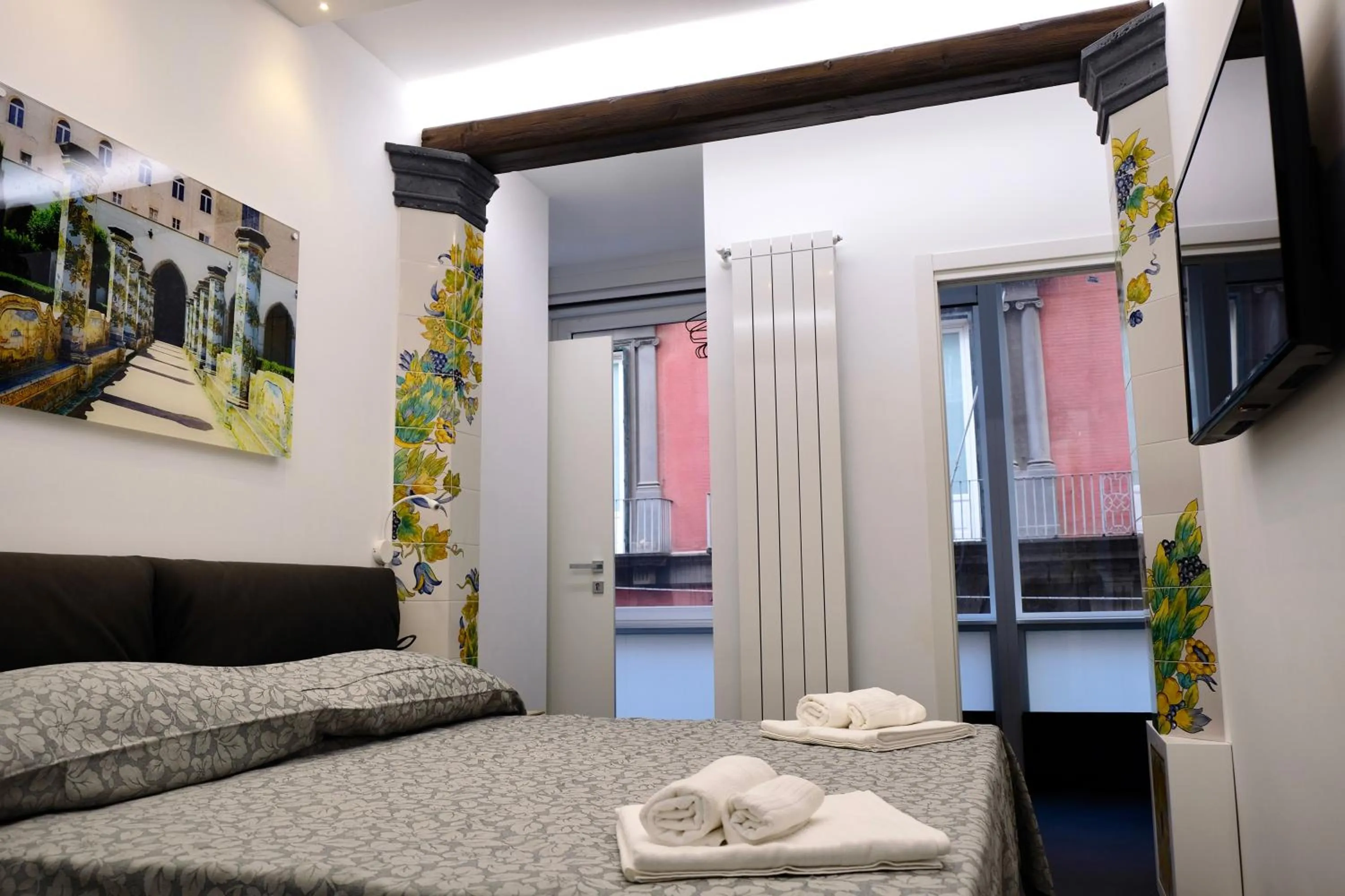 Deluxe Room in The Boutique Napoli Suite