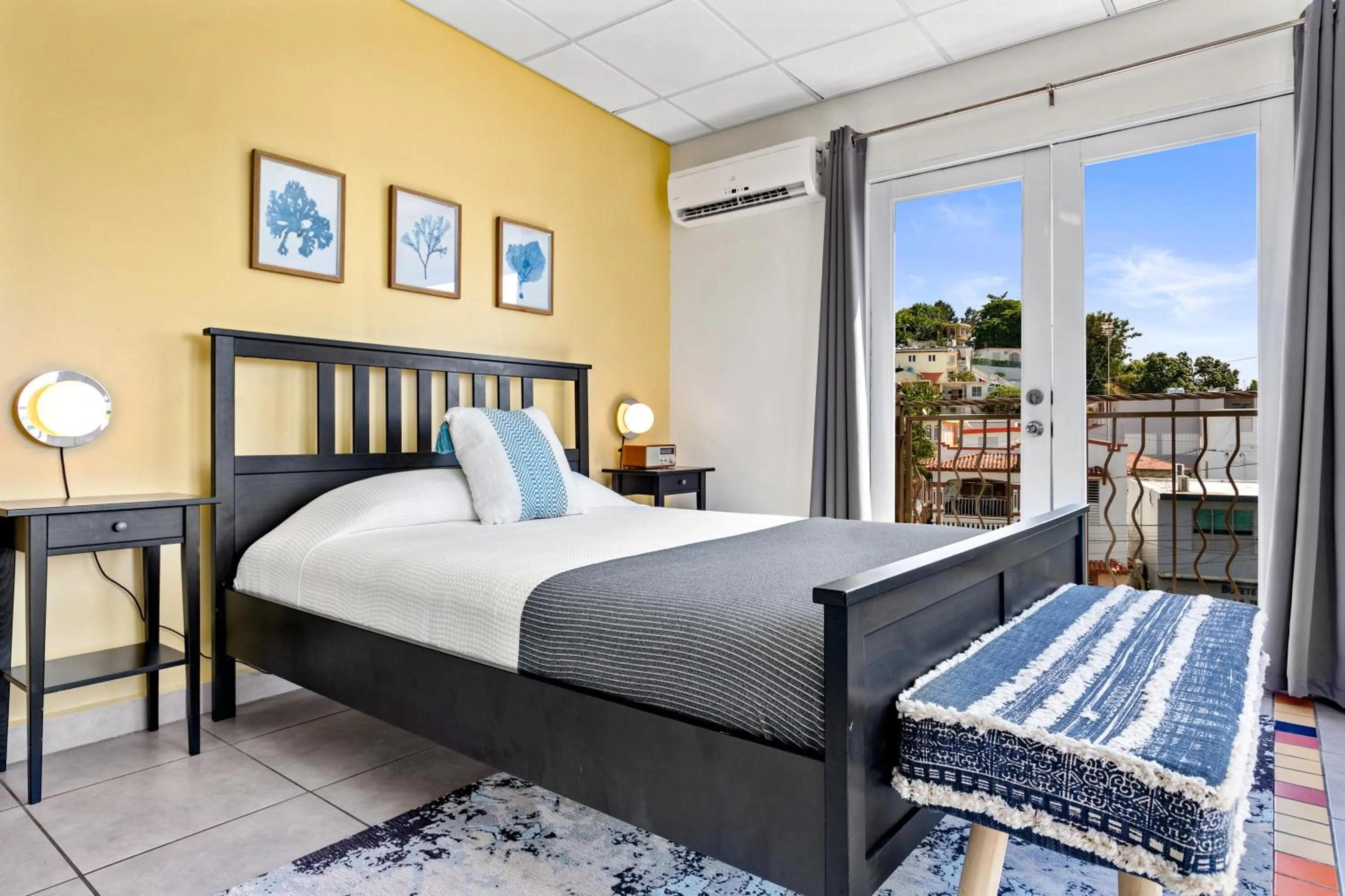 Superior Queen Room with City View in Rincon Plaza Hotel