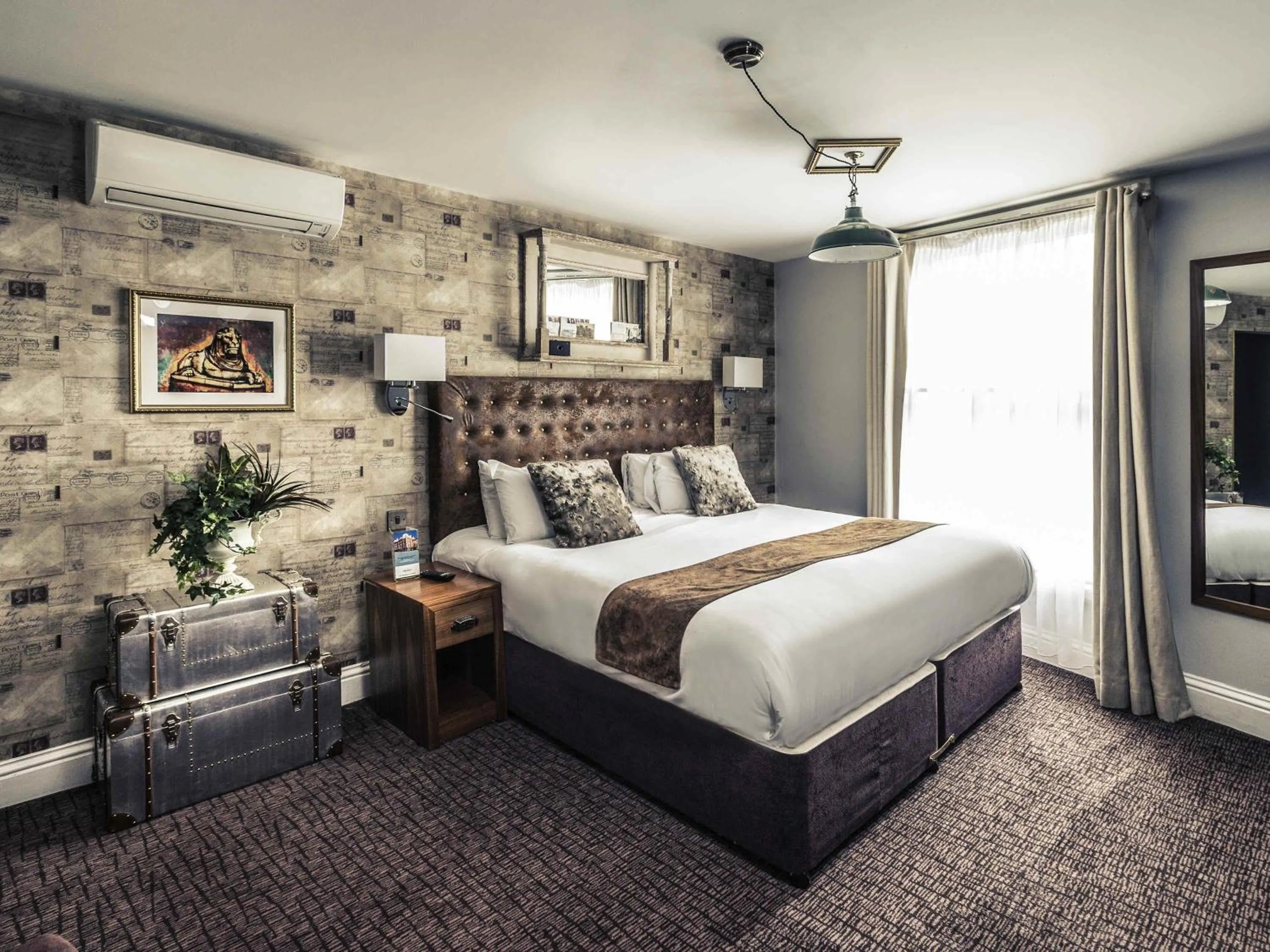 Privilege King Room in Mercure Nottingham City Centre Hotel