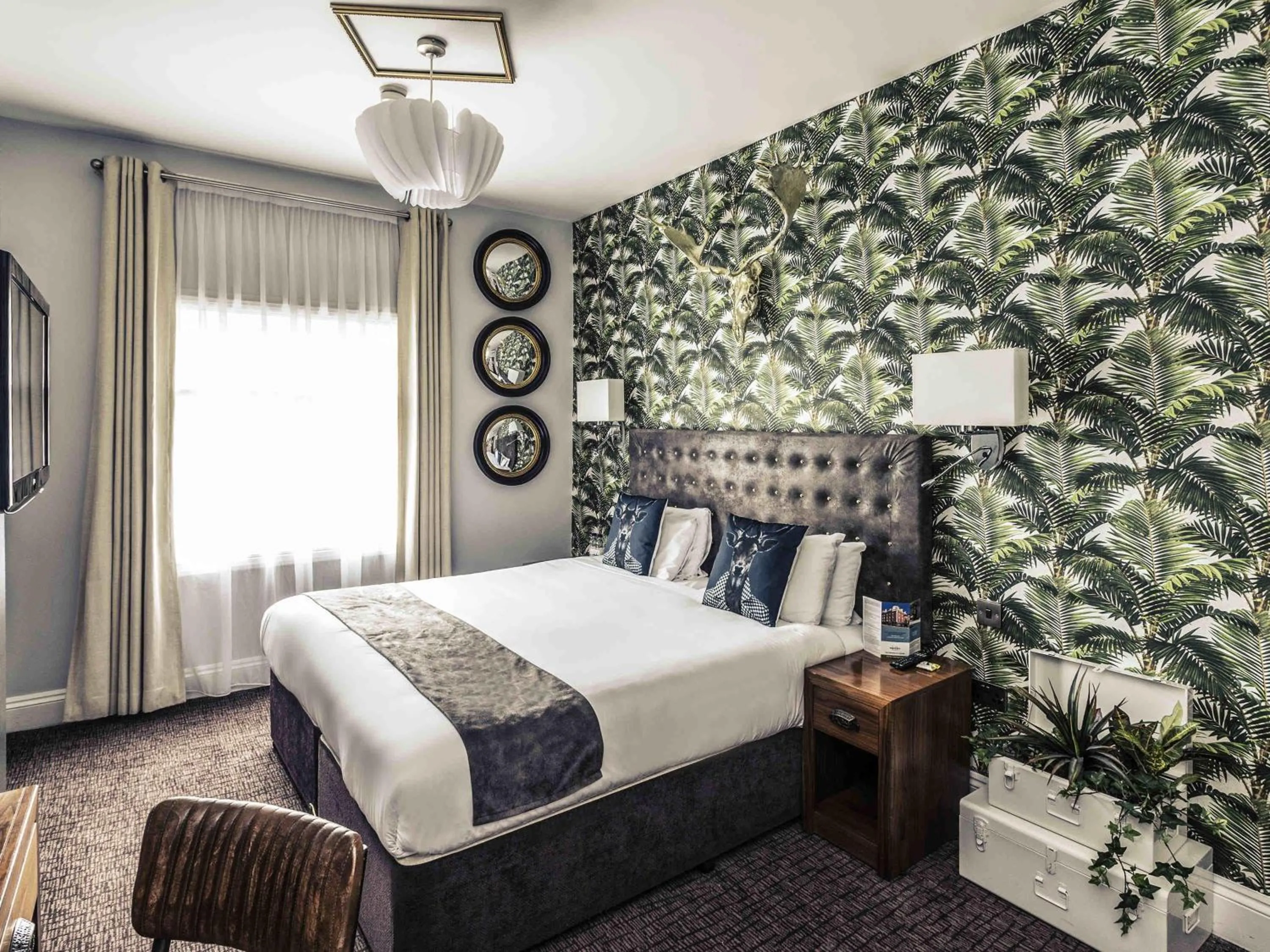 Standard King Room in Mercure Nottingham City Centre Hotel