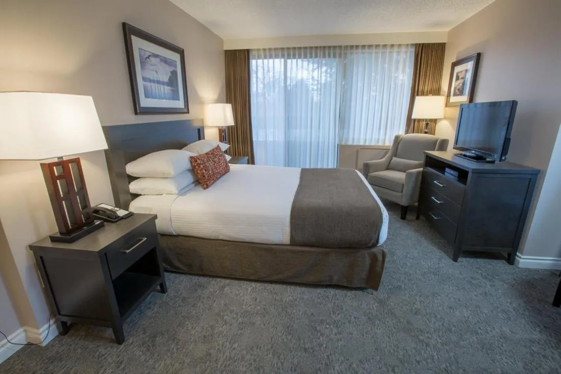 Double Room in The Embassy Inn