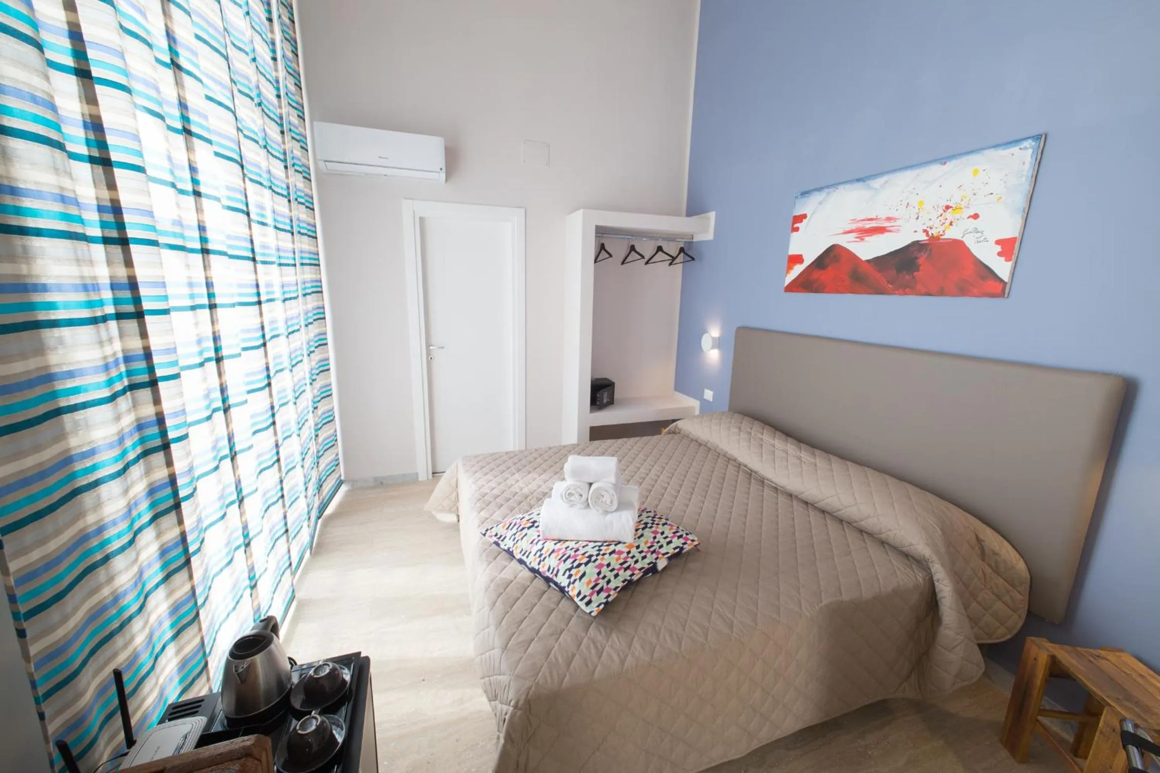 Superior Double Room in PC Boutique H Napoli Centro, by ClaPa Group