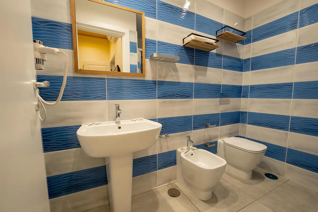 Suite with Spa Bath in PC Boutique H Napoli Centro, by ClaPa Group