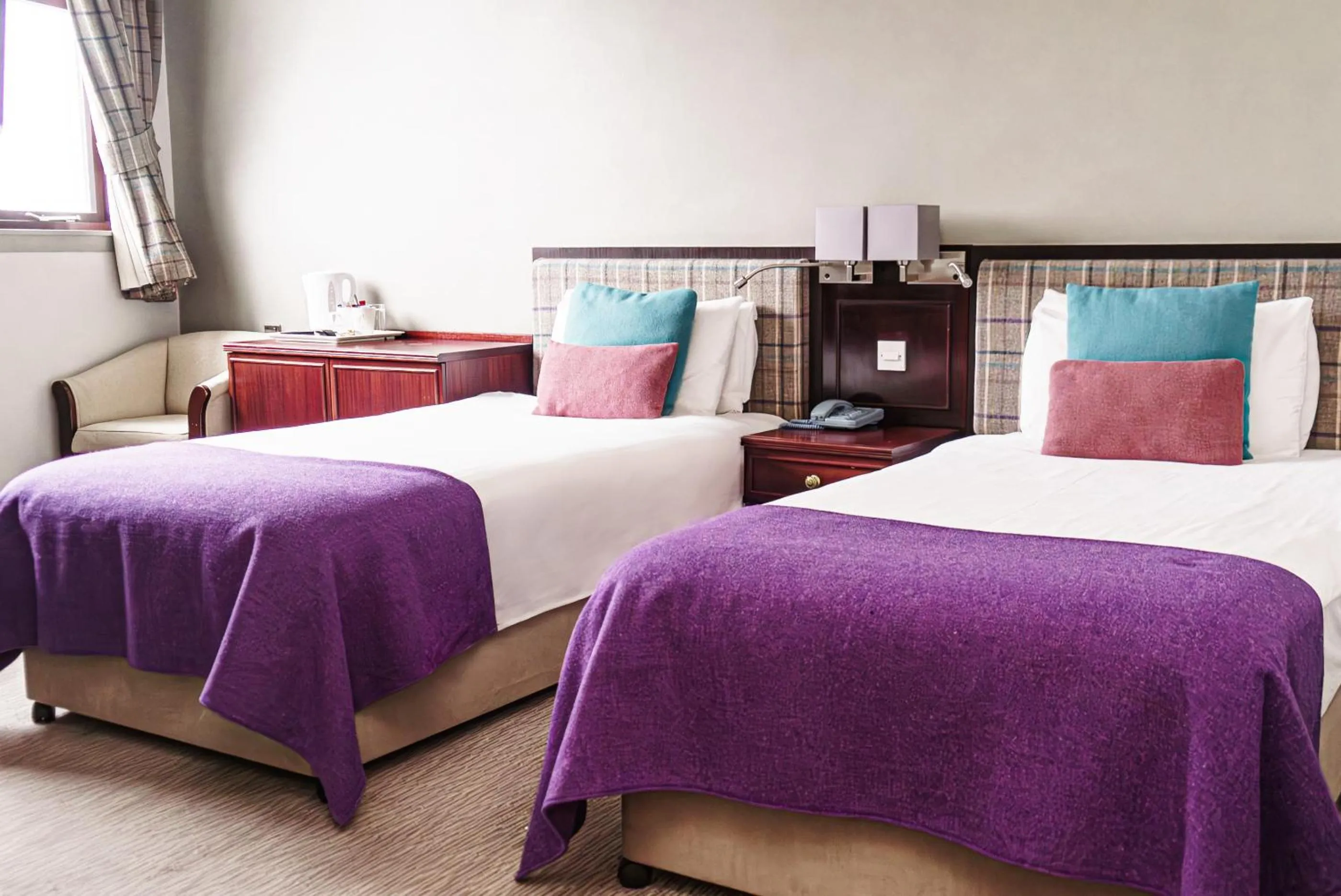 Superior Twin Room - single occupancy in Caladh Inn