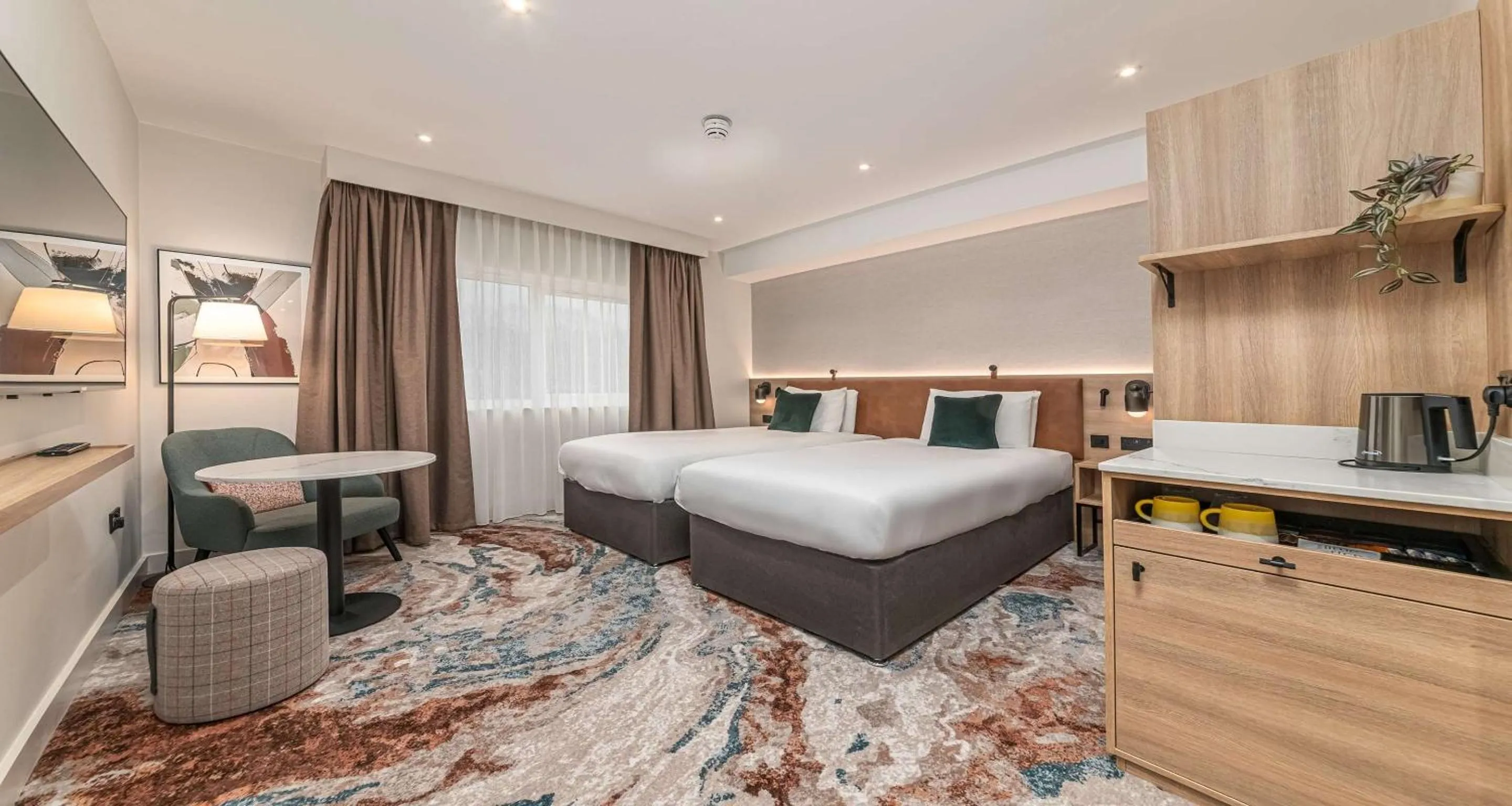 Standard Twin Room in Best Western Rockingham Forest Hotel