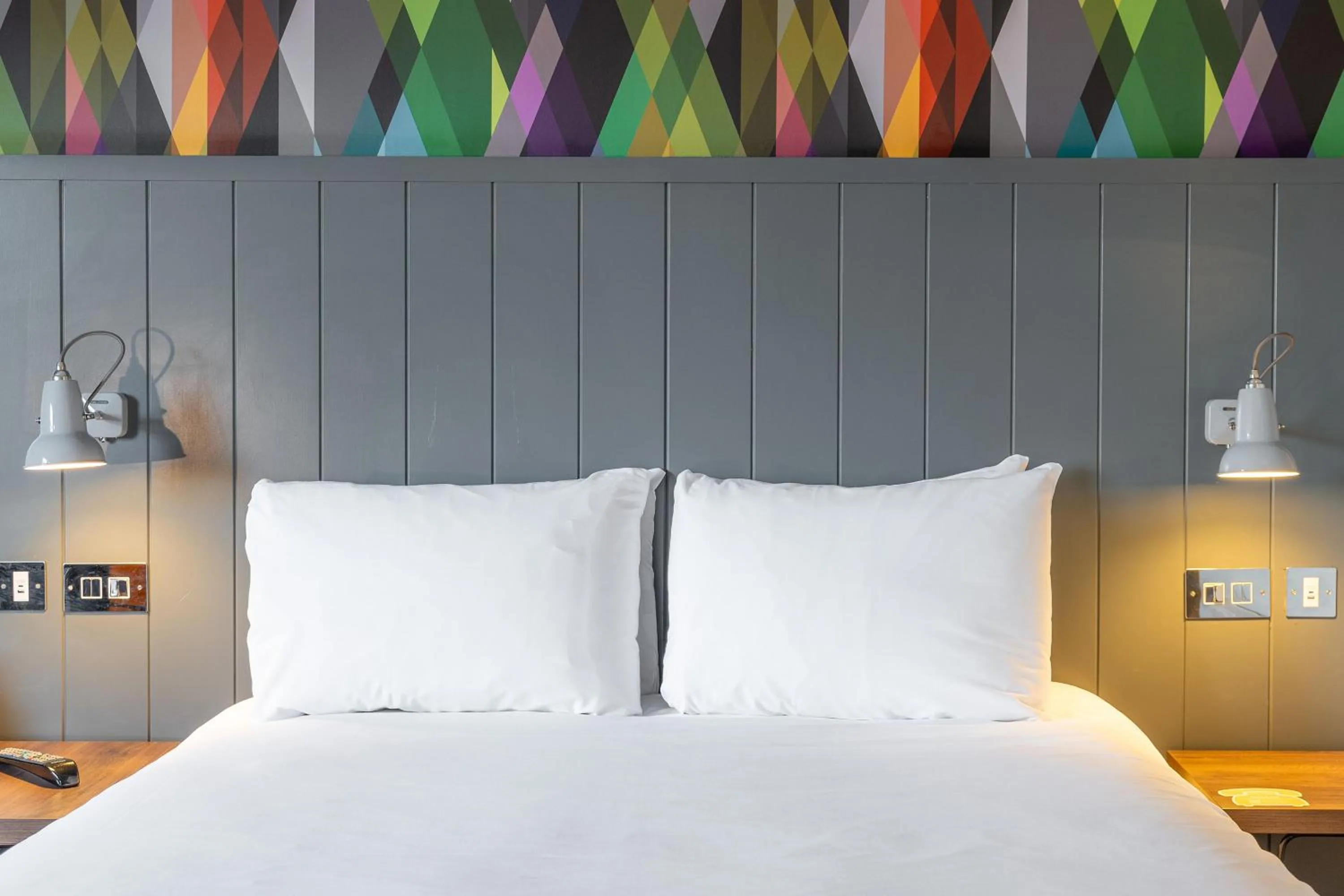 Club Room (FREE GYM & POOL ACCESS) in Village Hotel Cardiff