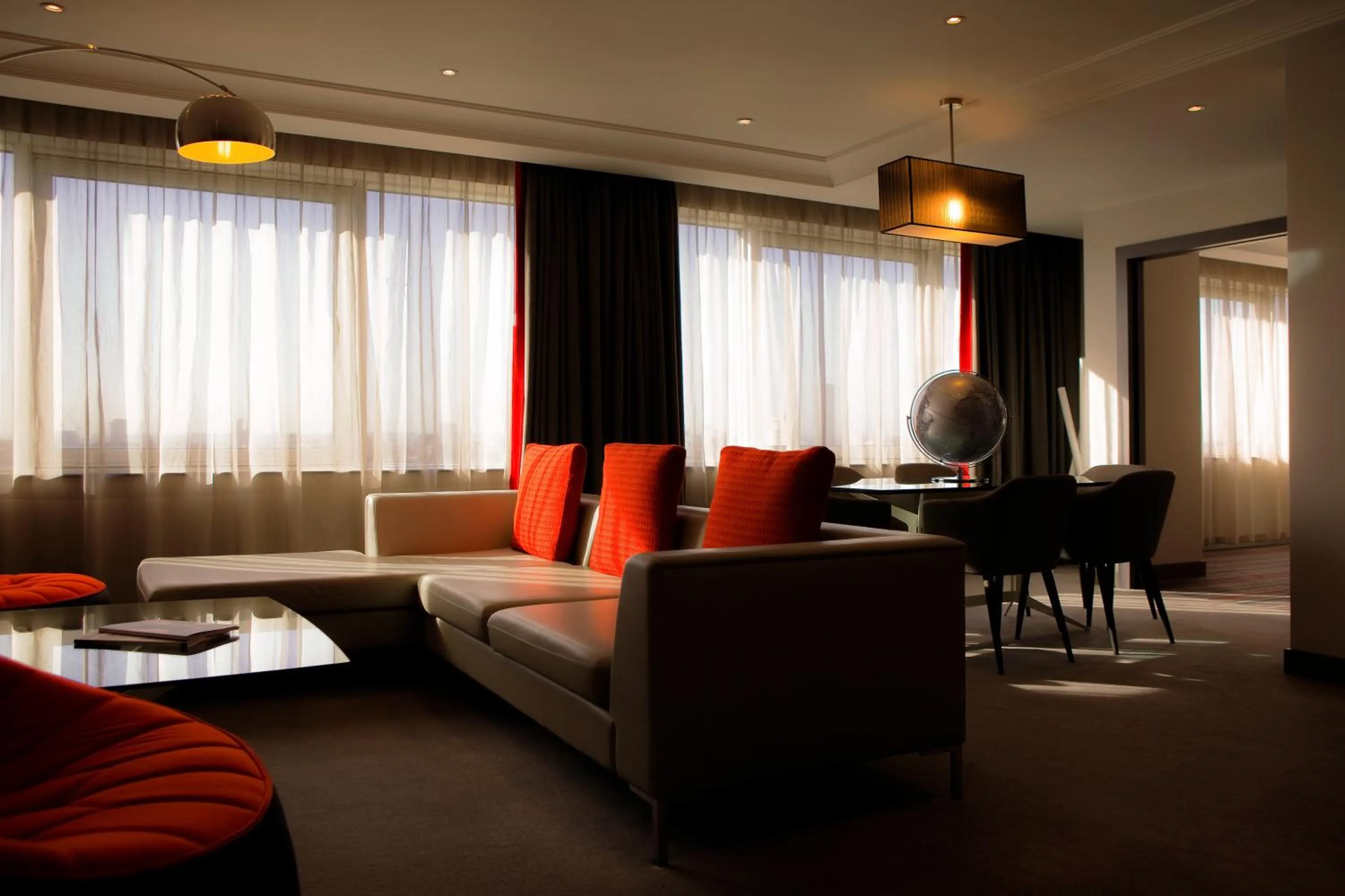 Deluxe King Suite in Pullman London St Pancras