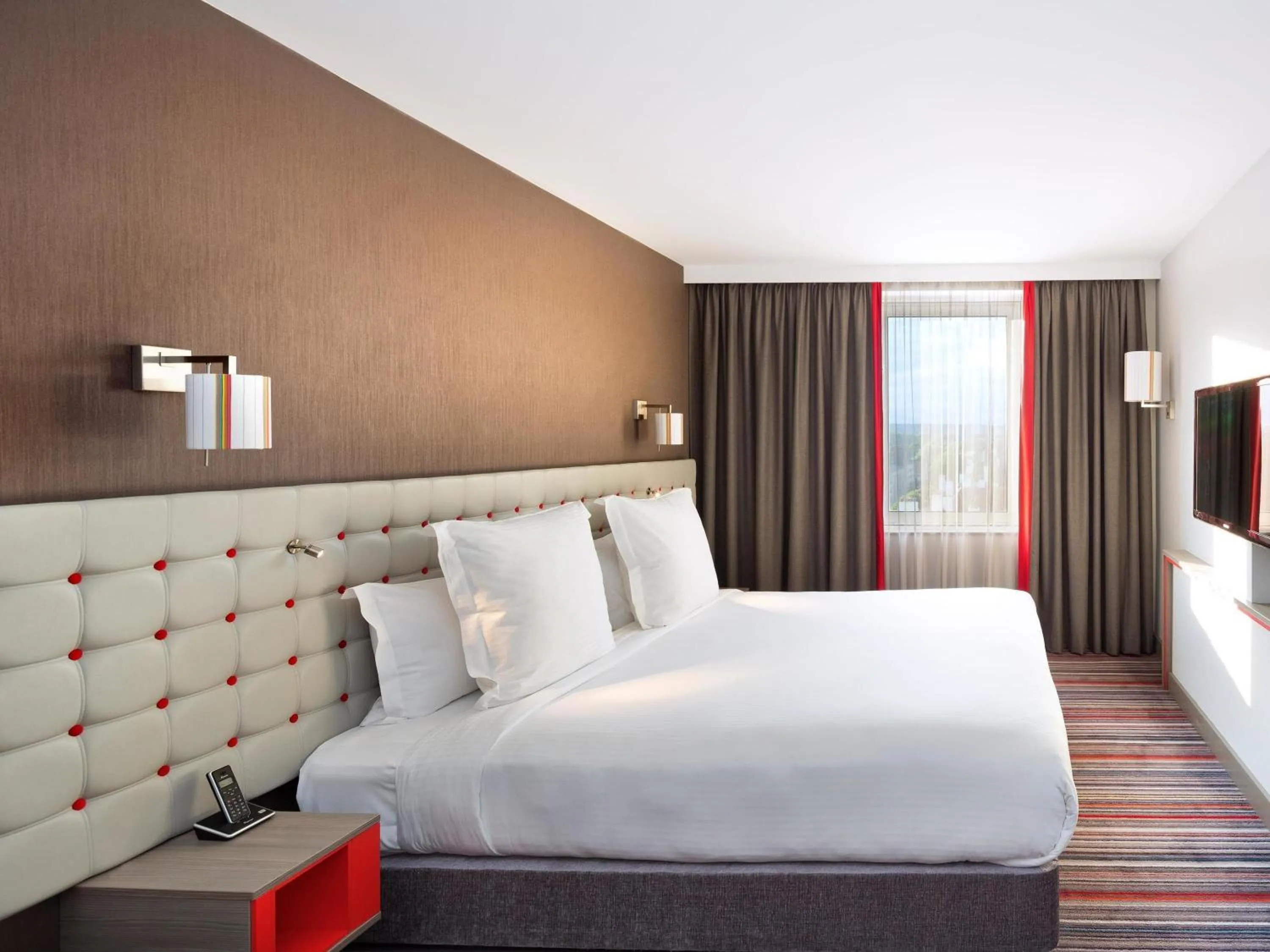 Classic King Room in Pullman London St Pancras