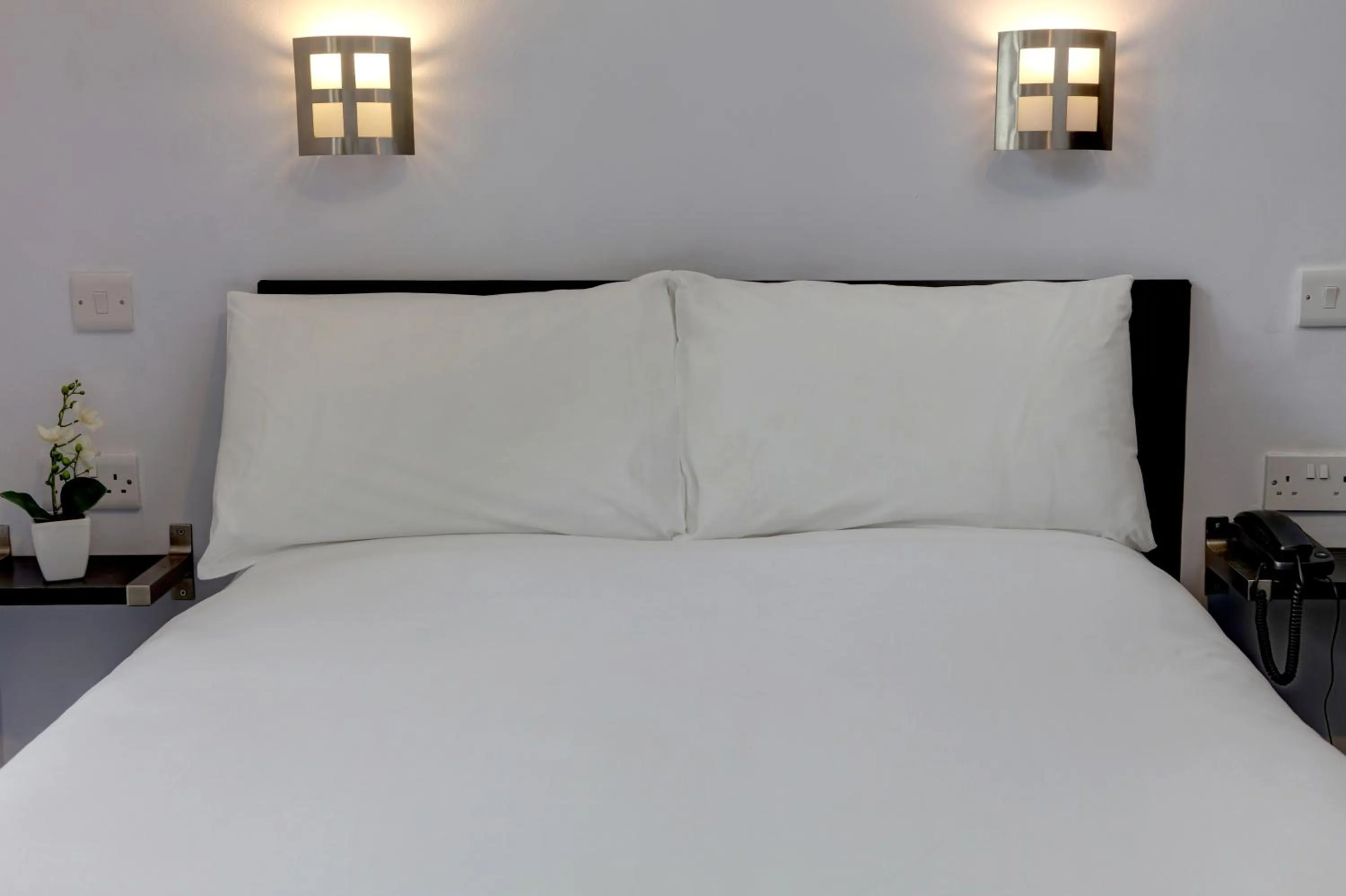 Studio Double Room in Sure Hotel by Best Western Reading