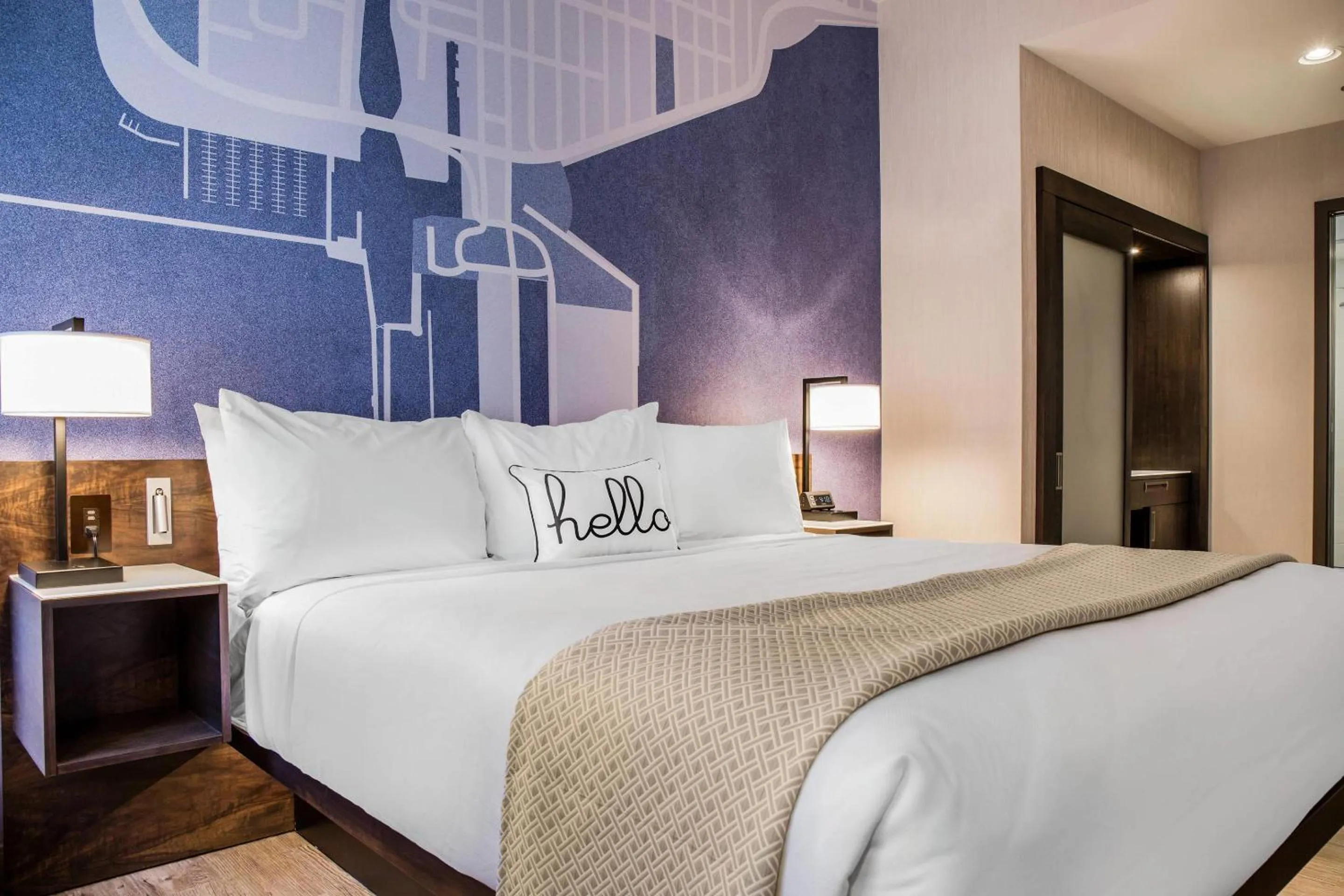 King Bed Non Smoking Room in Cambria Hotel Chicago Loop - Theatre District