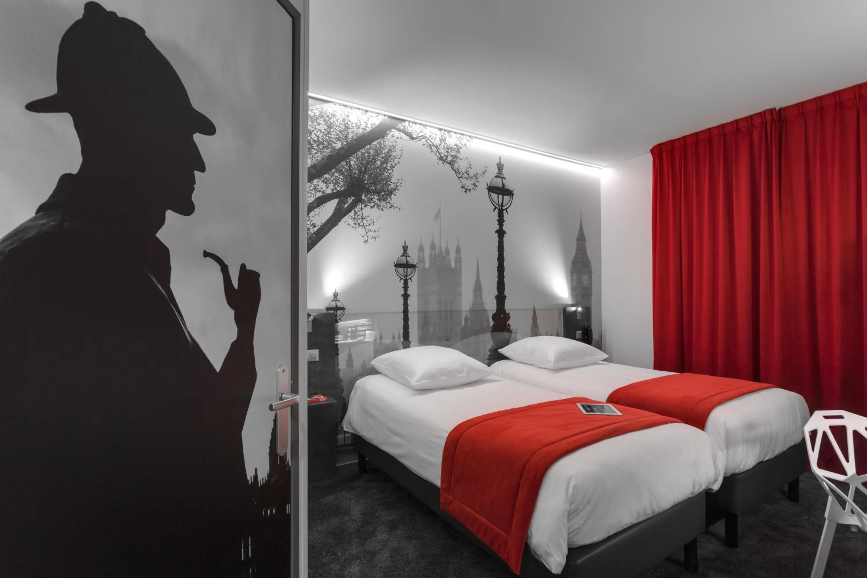 Standard Room with 2 Single Beds in Hôtel Kyriad Rennes Centre Gare