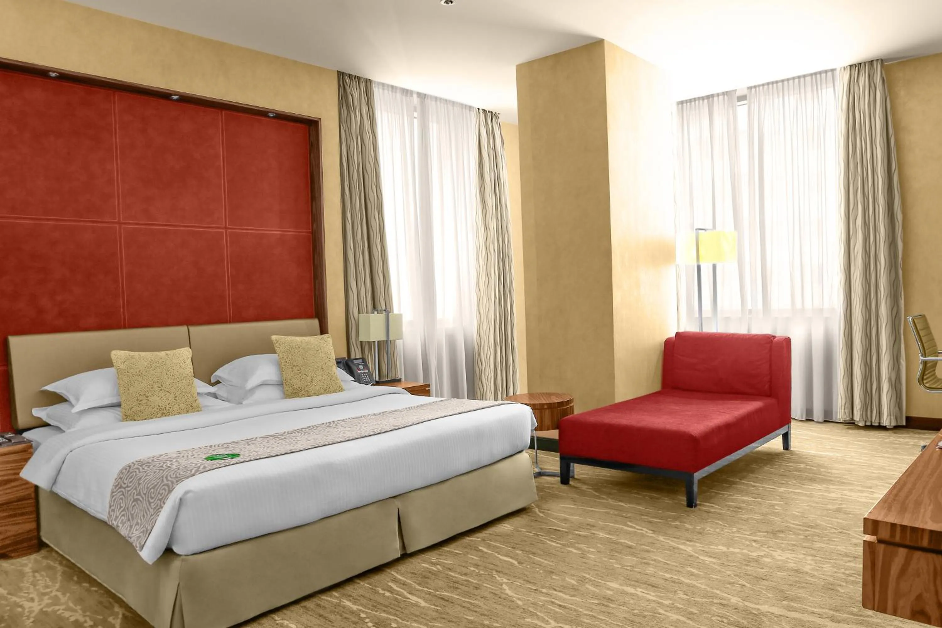 Deluxe Room in Millennium Plaza Doha