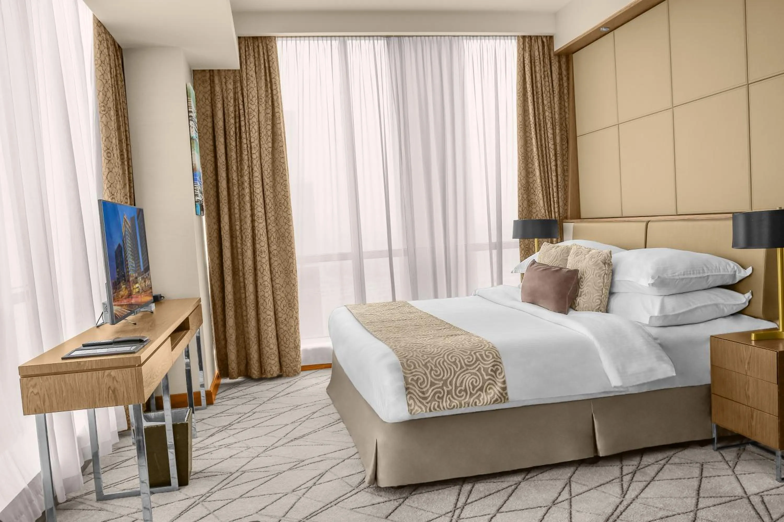 Executive Suite in Millennium Plaza Doha