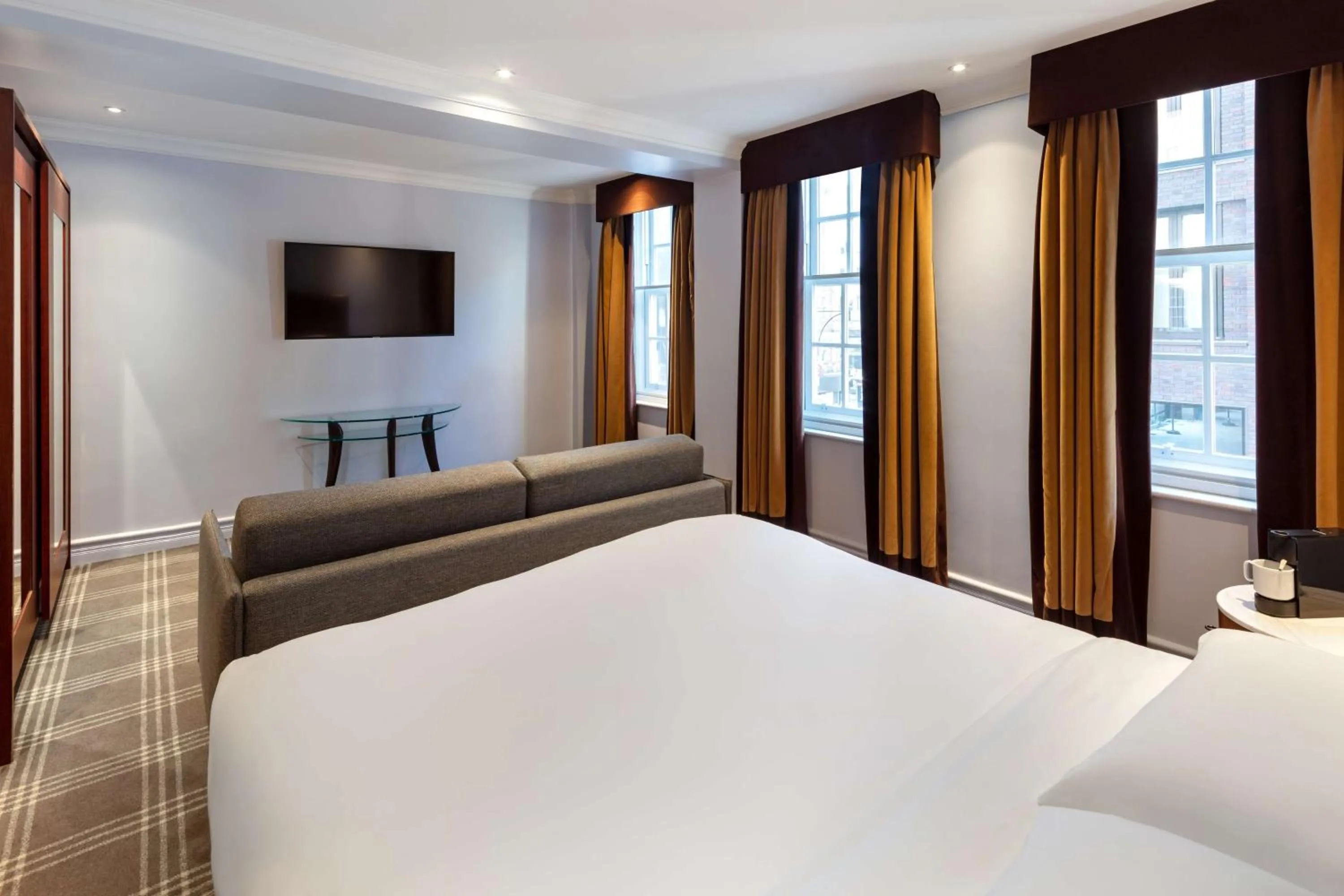 Deluxe Premium Room - single occupancy in Radisson Blu Hotel, London Bond Street
