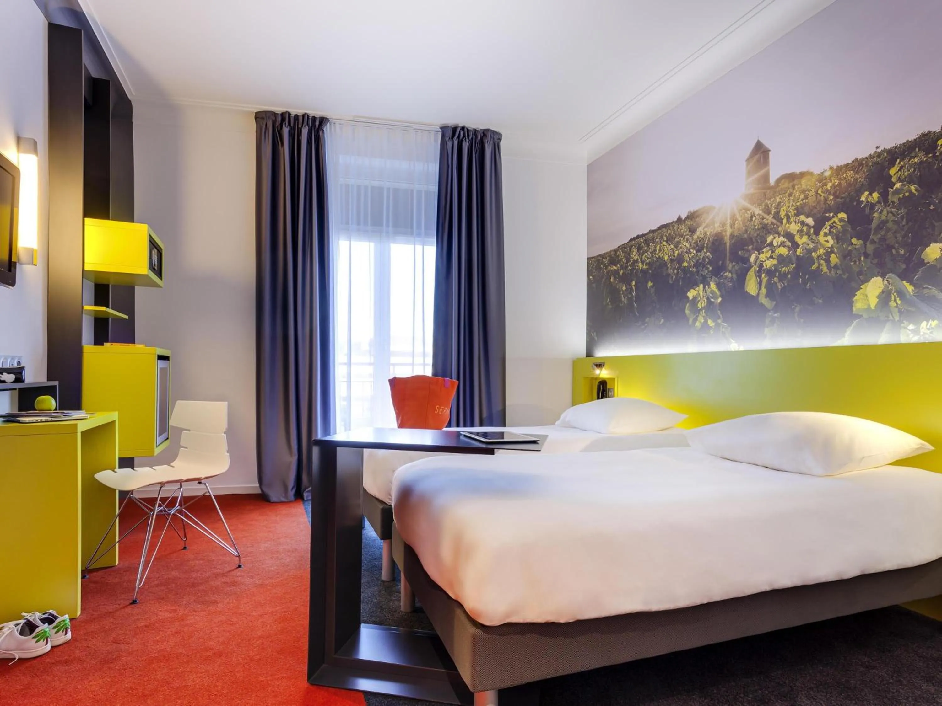 Standard Twin Room in ibis Styles Nantes Centre Gare