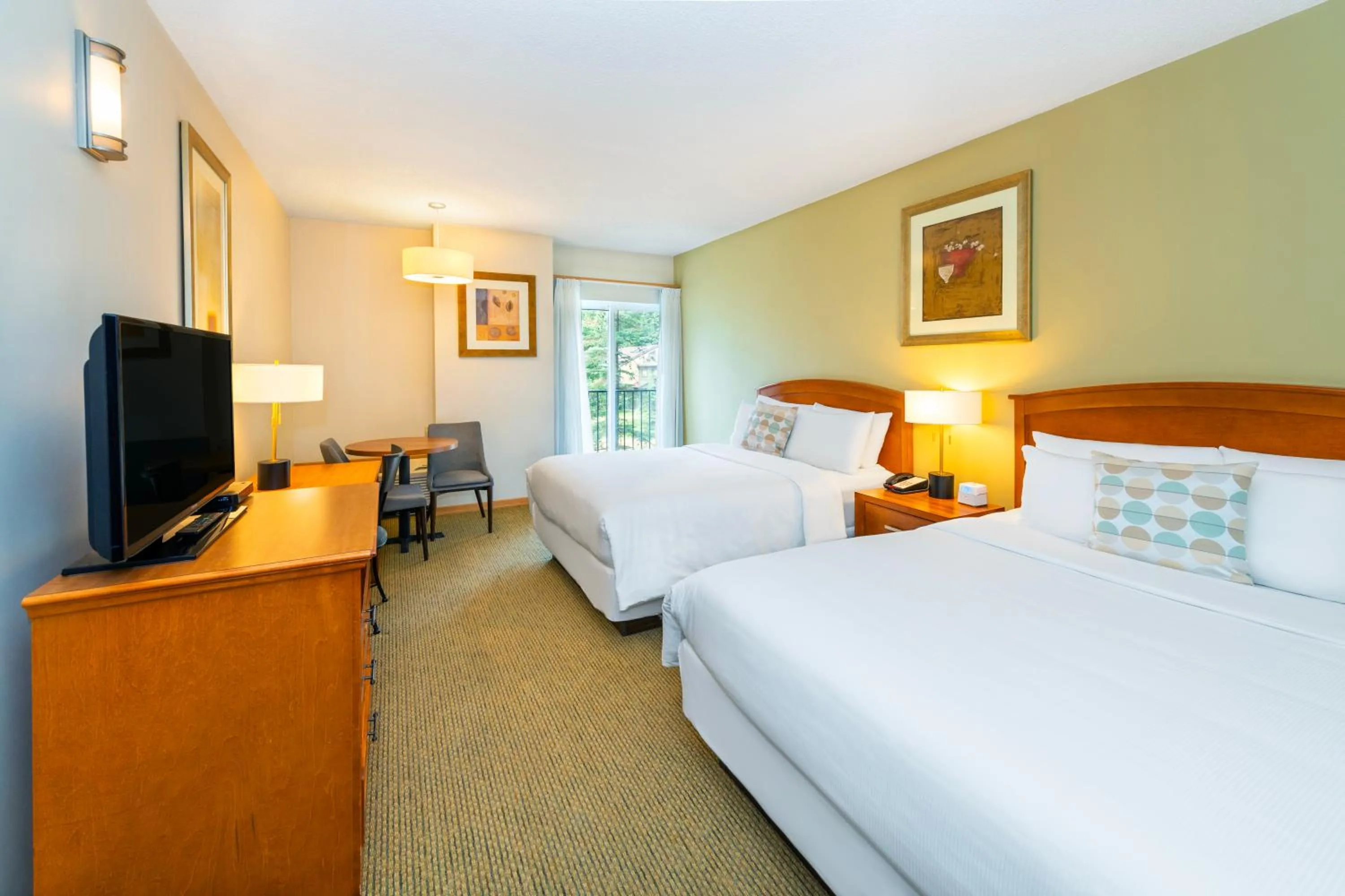 Deluxe Queen Room in Banff Inn