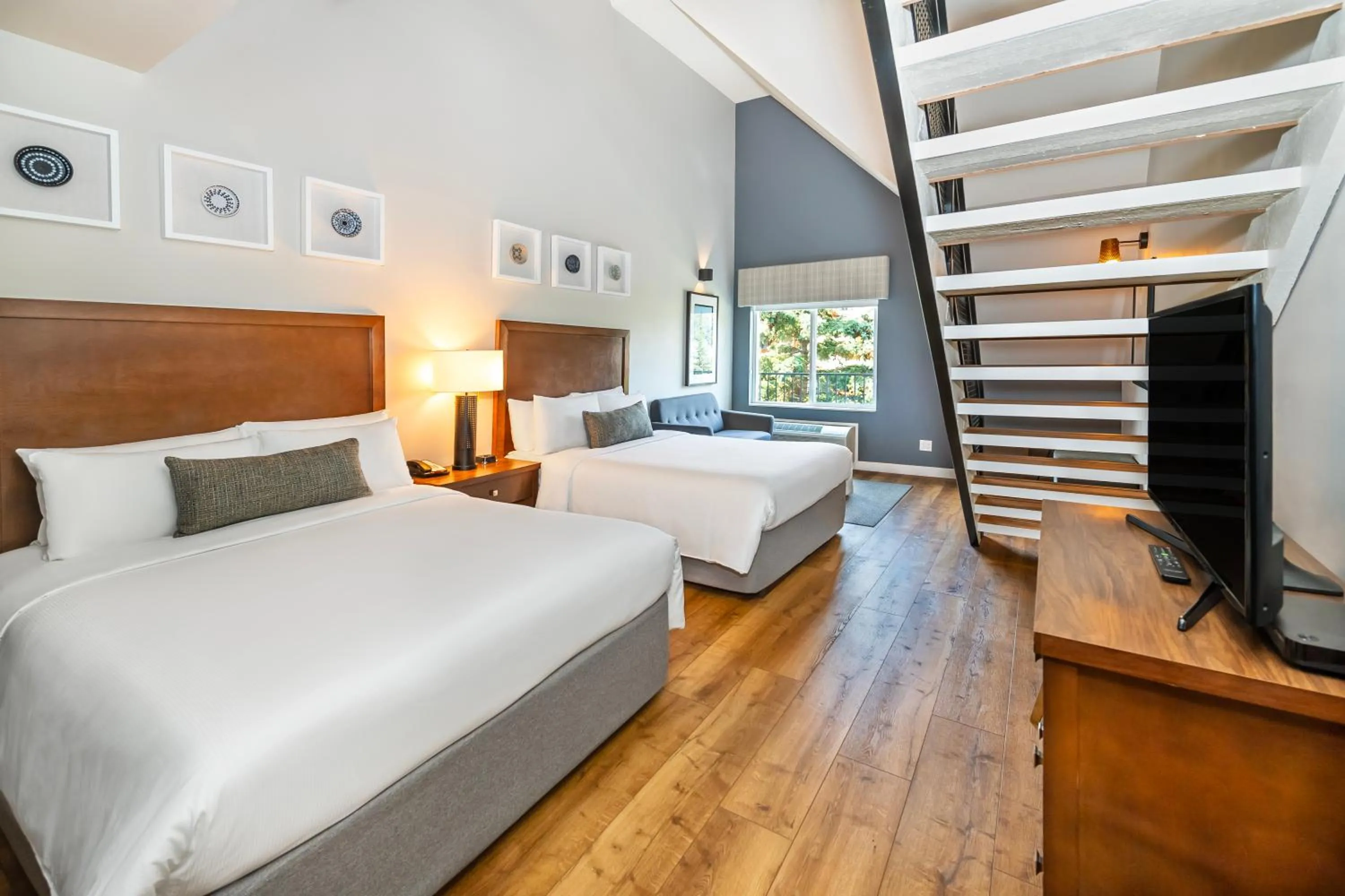 Loft Suite in Banff Inn