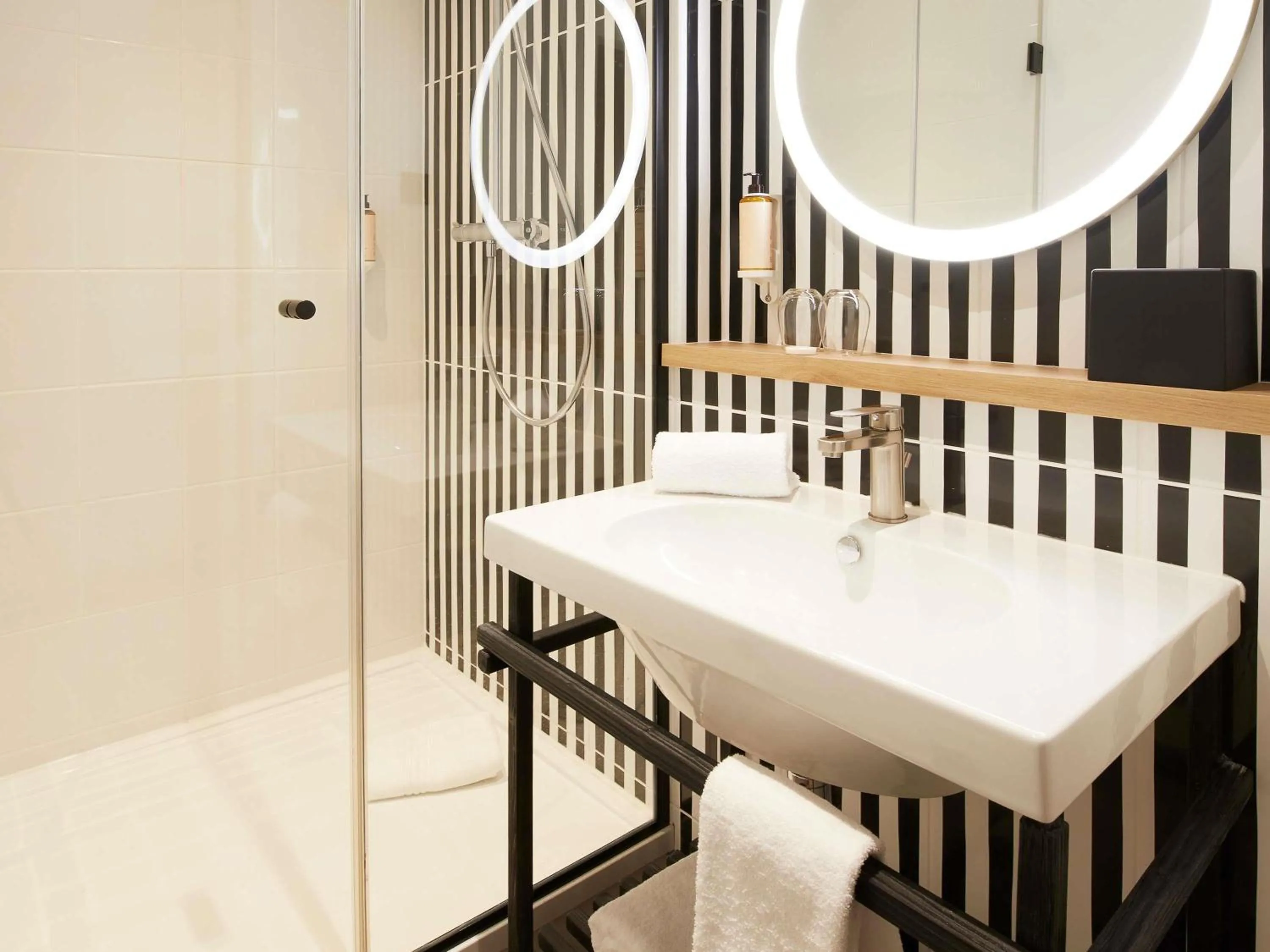 Classic Twin Room in Mercure Grand Hôtel Metz Centre Cathédrale