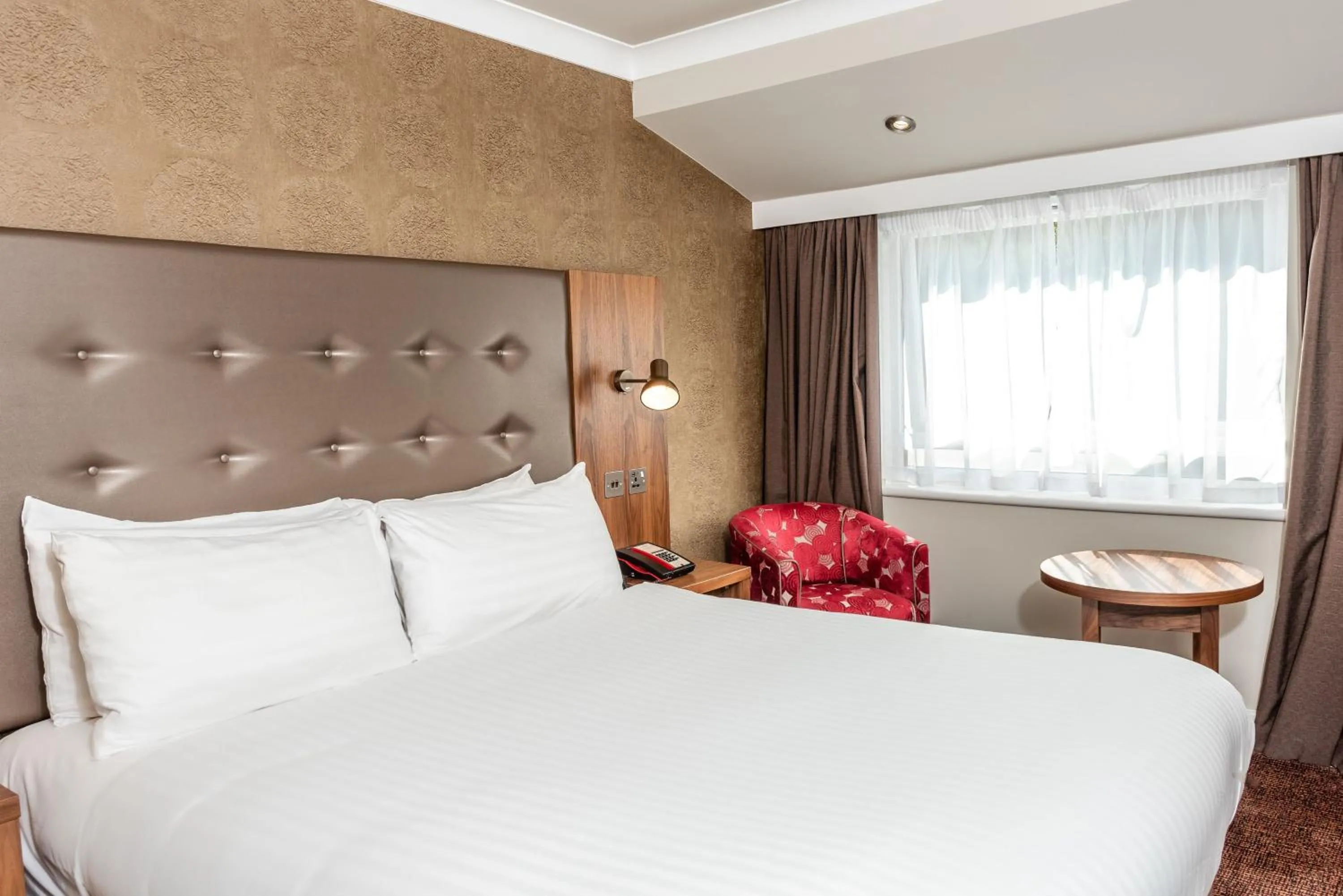 Standard Queen Room in Holiday Inn Dover by IHG