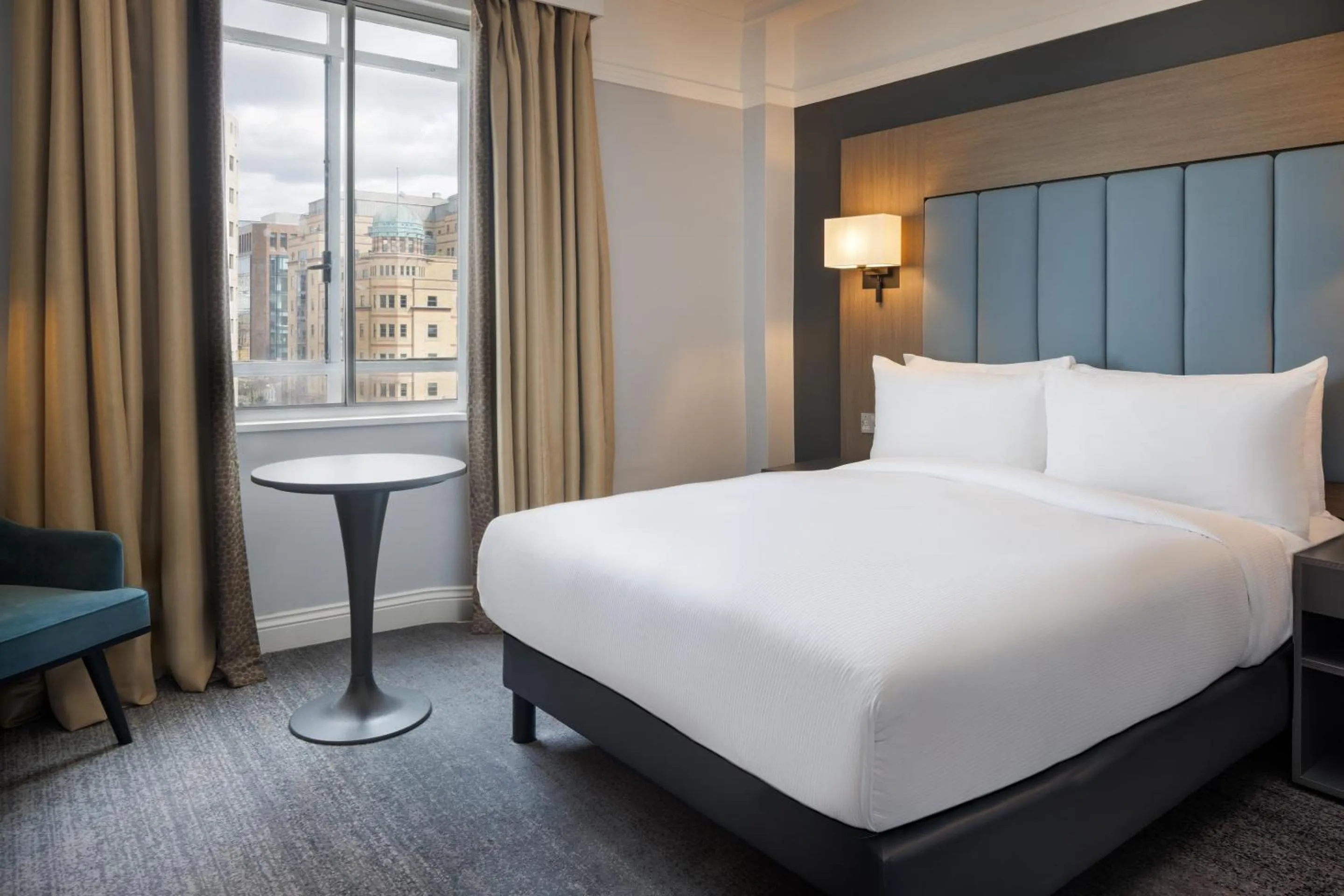 Classic Double City Square View in The Queens Hotel