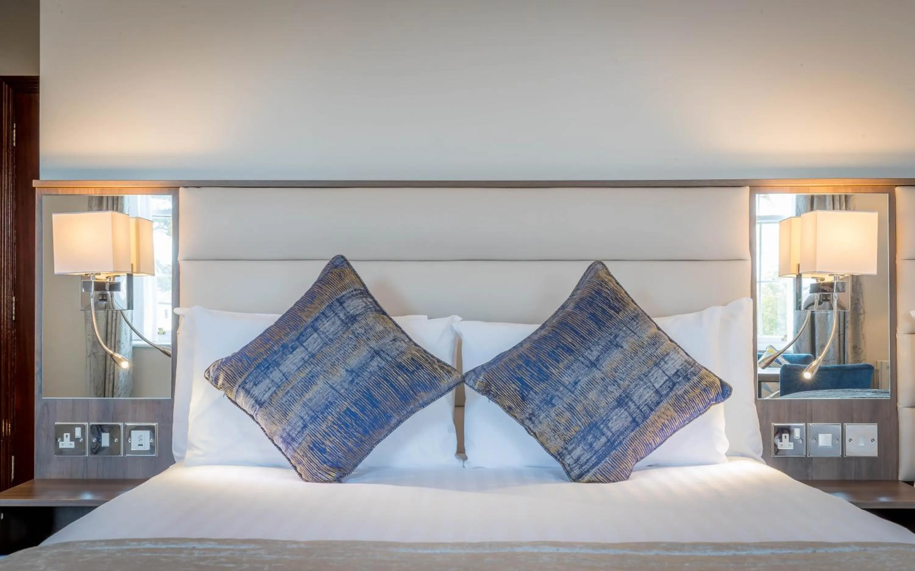 Superior Single Room - single occupancy in Marine Hotel