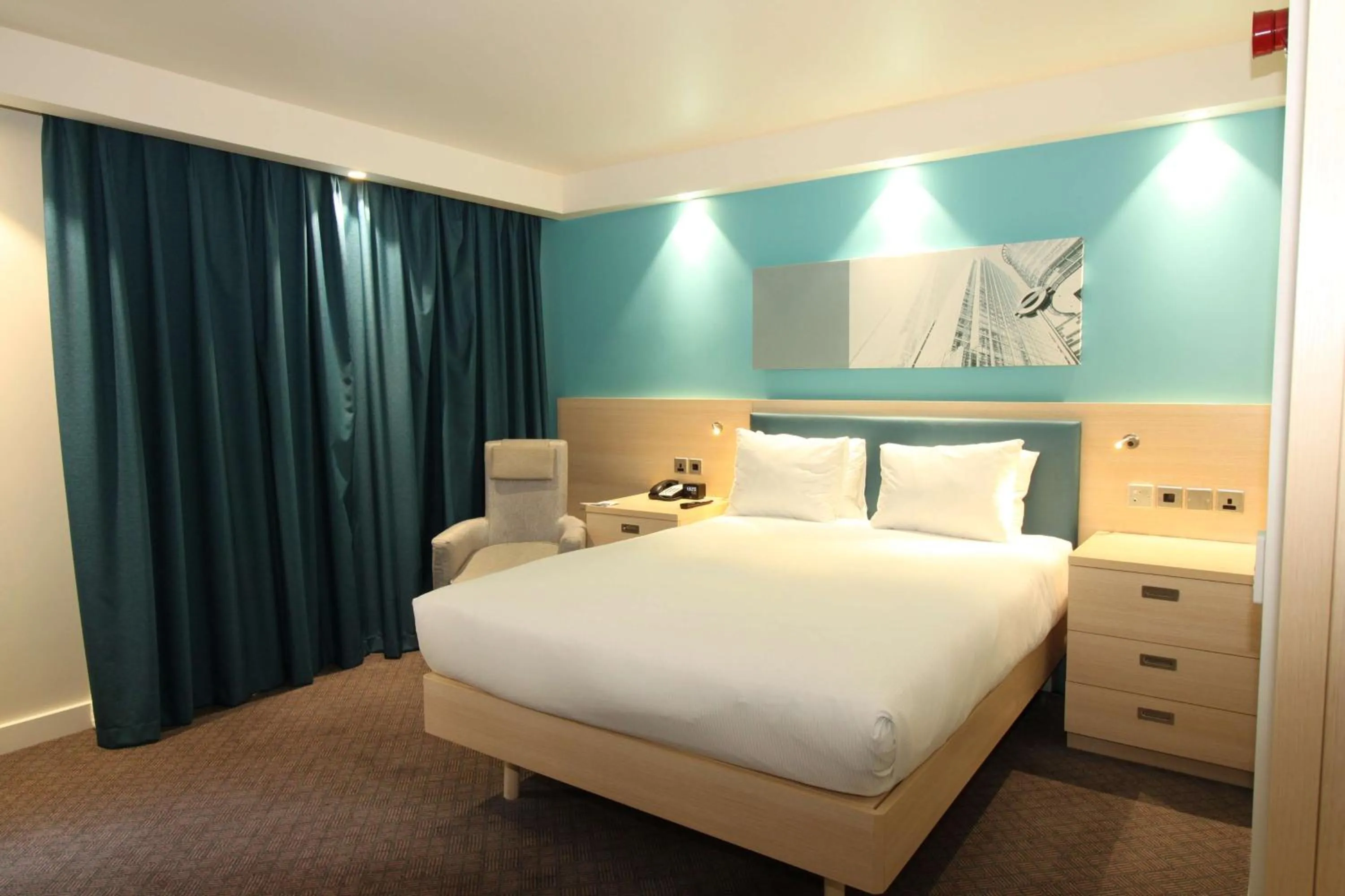 Queen Room - Mobility Access in Hampton By Hilton London Docklands