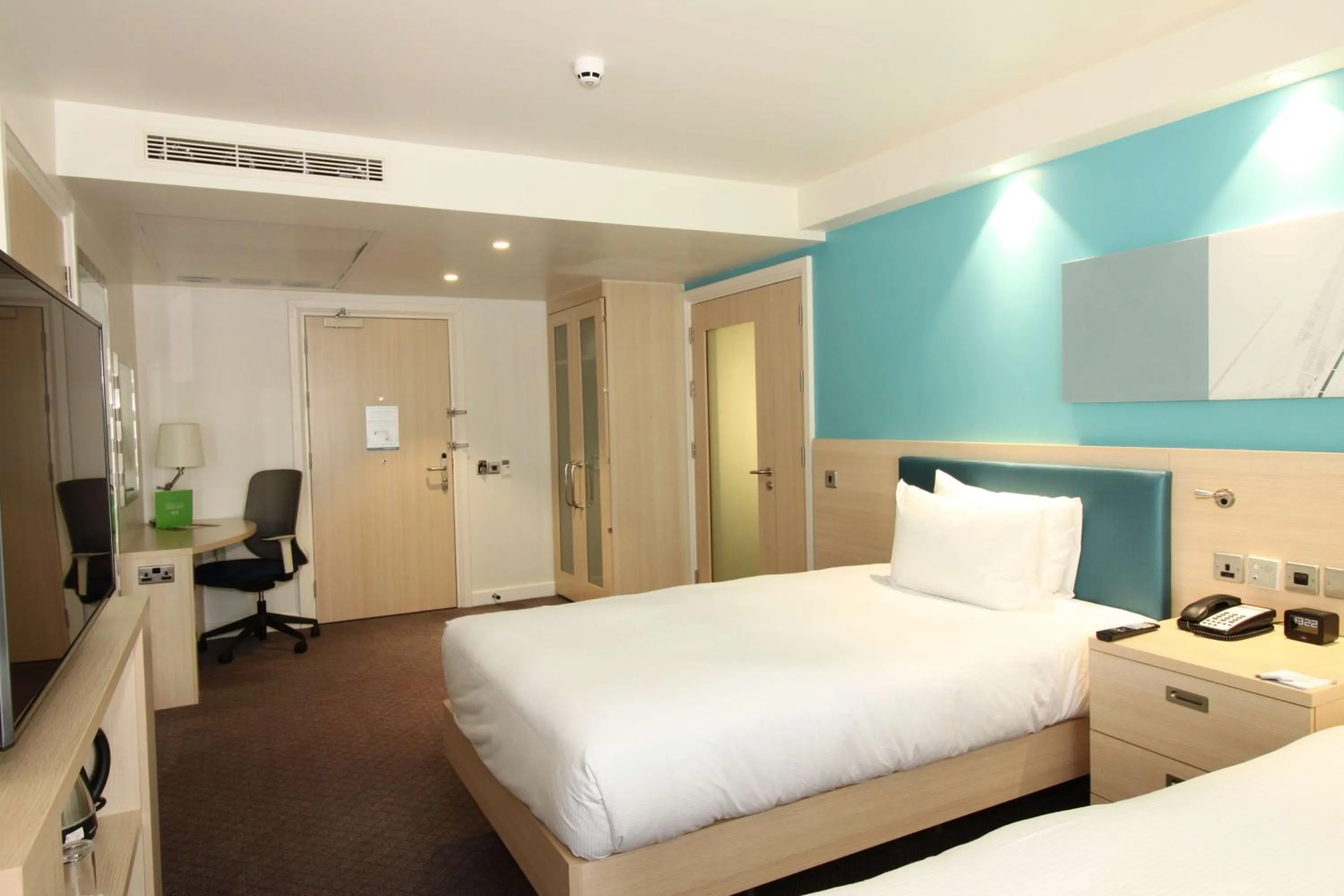 Twin Room - Mobility Access in Hampton By Hilton London Docklands