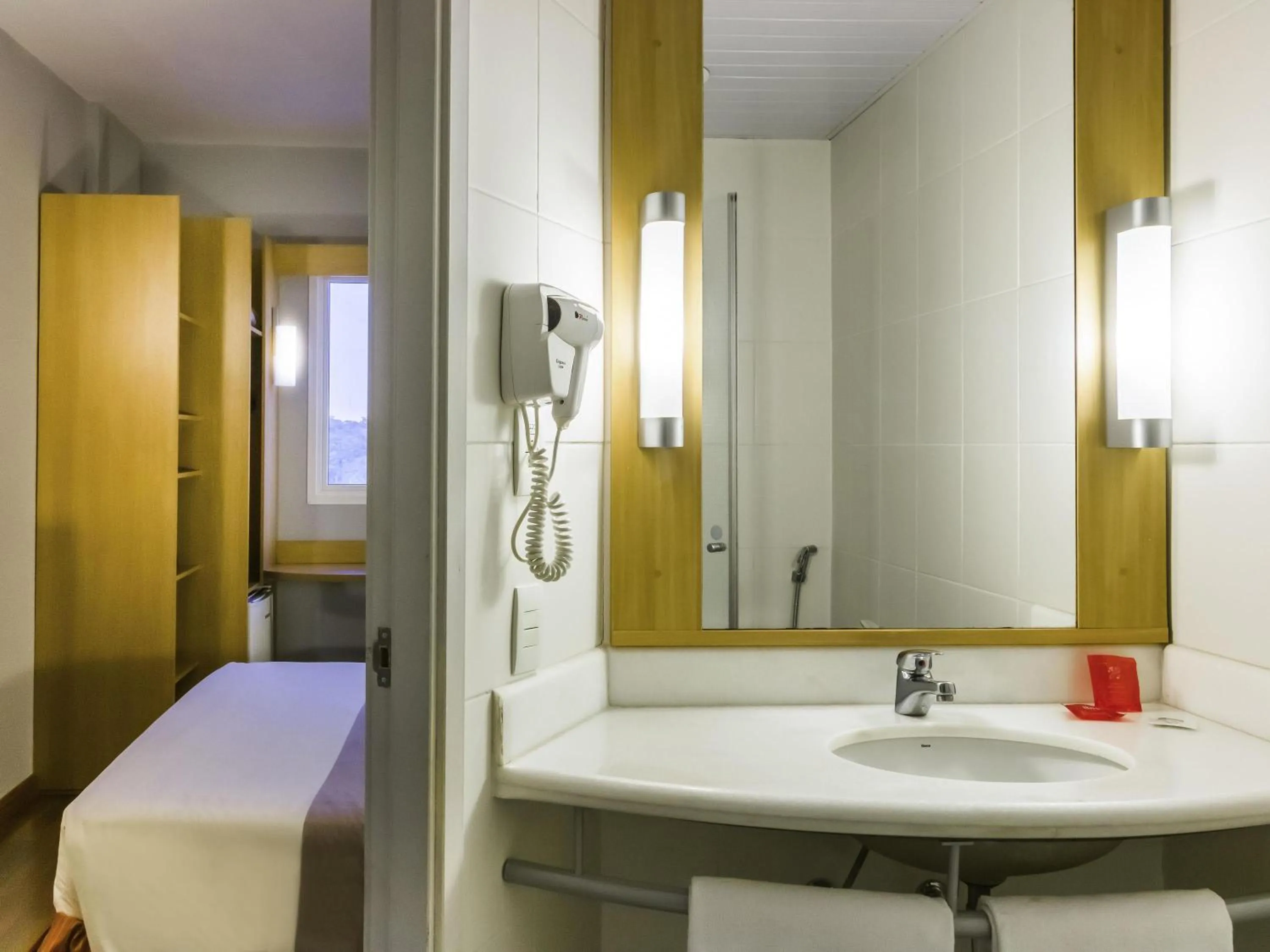 Apartment with One Double Bed in ibis Jaboticabal