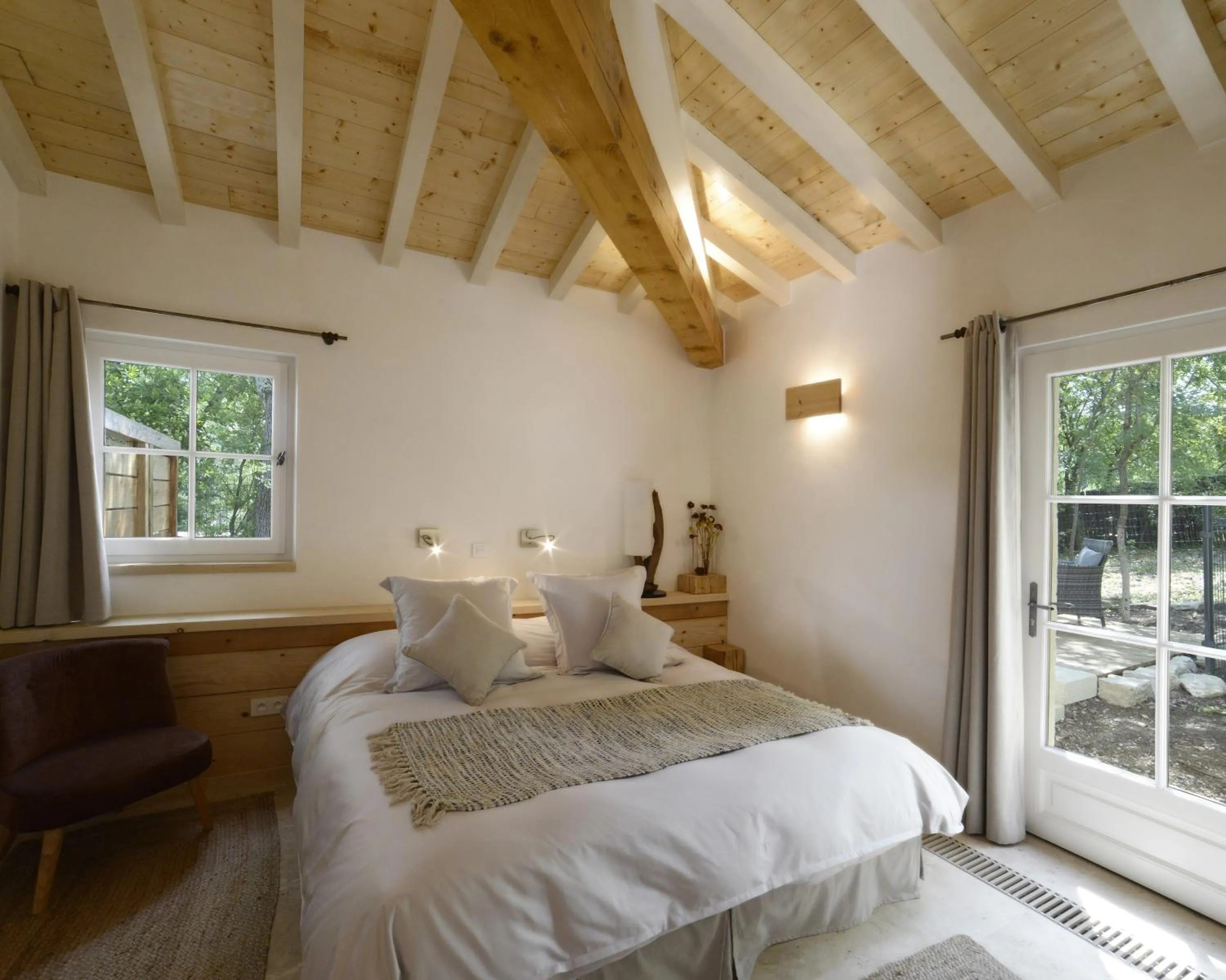 Junior Suite with Terrace - Annex in Château de Pondres