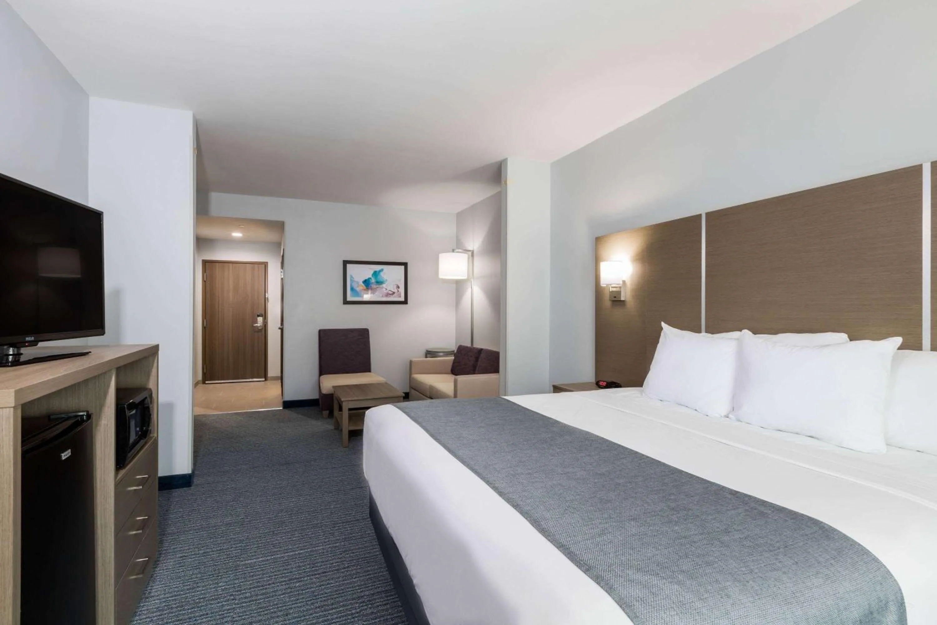 King Studio Suite - Non-Smoking in Days Inn & Suites by Wyndham Houston NW Cypress