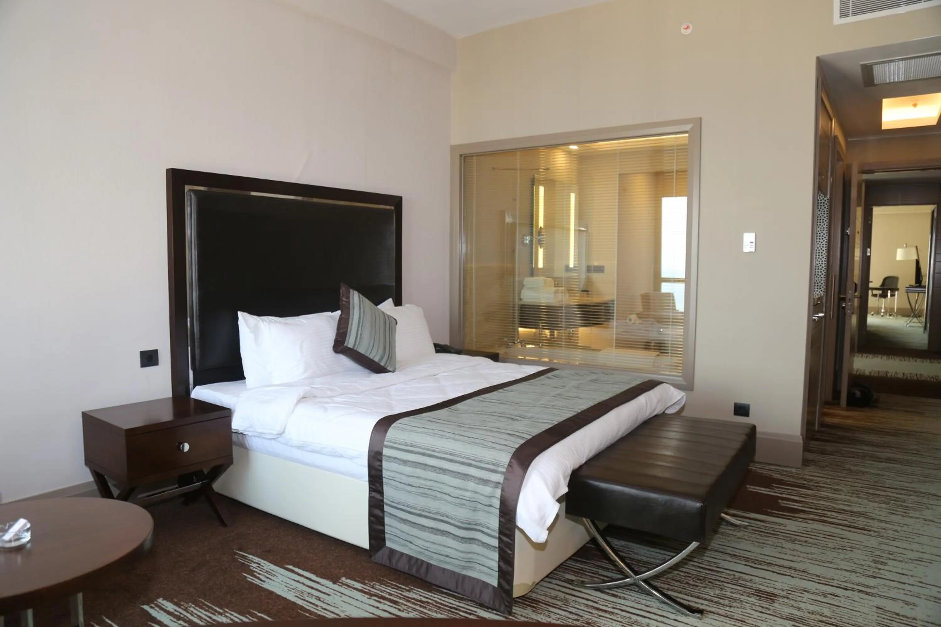 Accessible King Room - single occupancy in Ramada By Wyndham Iskenderun
