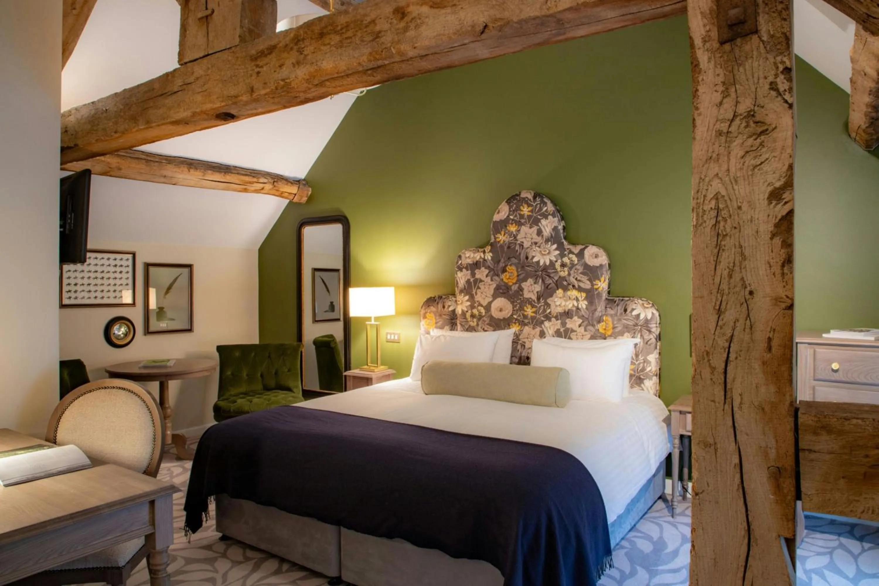 Barn Superior King Room in Billesley Manor Hotel & Spa, a Tribute Portfolio Hotel