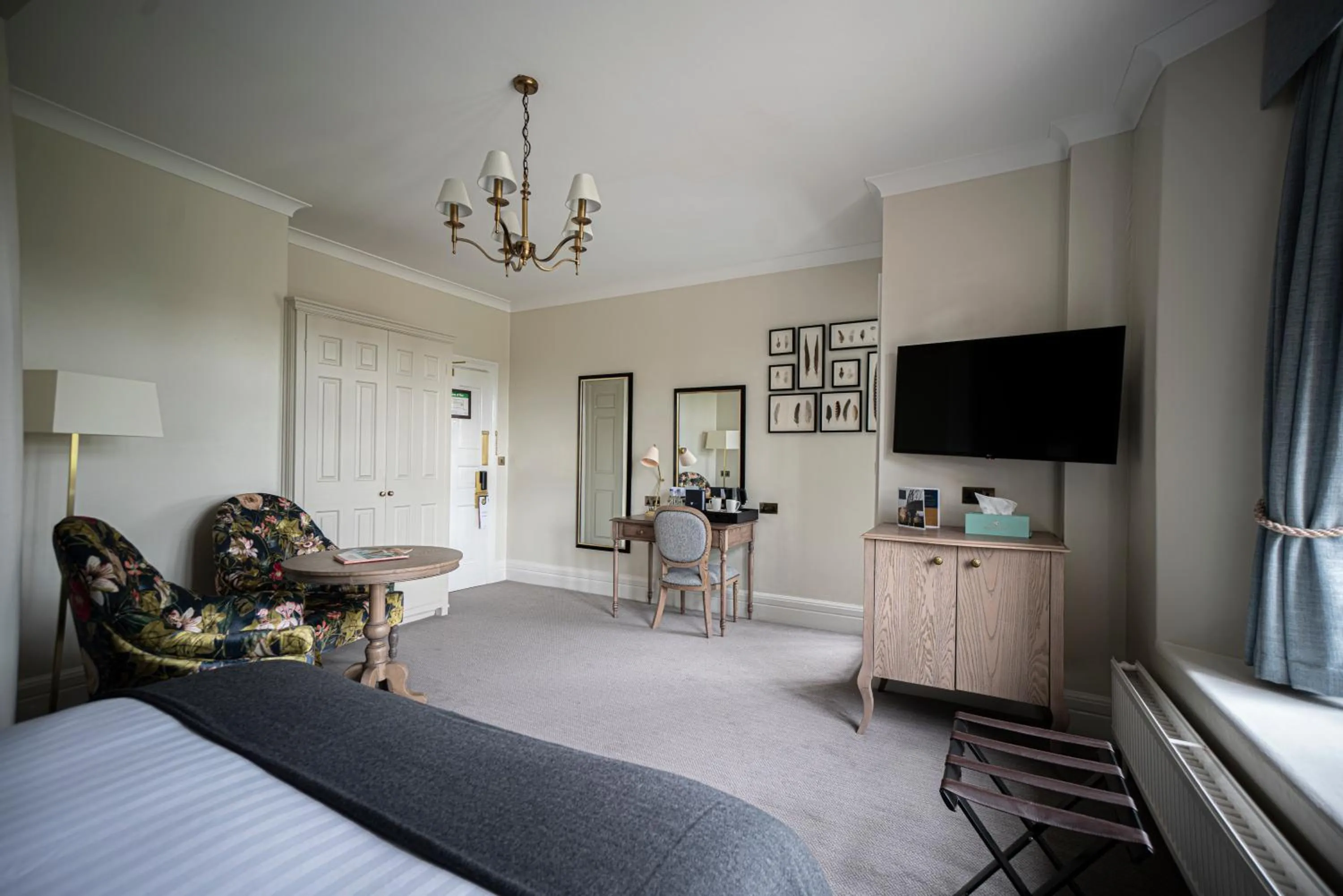 Manor House Deluxe in Billesley Manor Hotel & Spa, a Tribute Portfolio Hotel