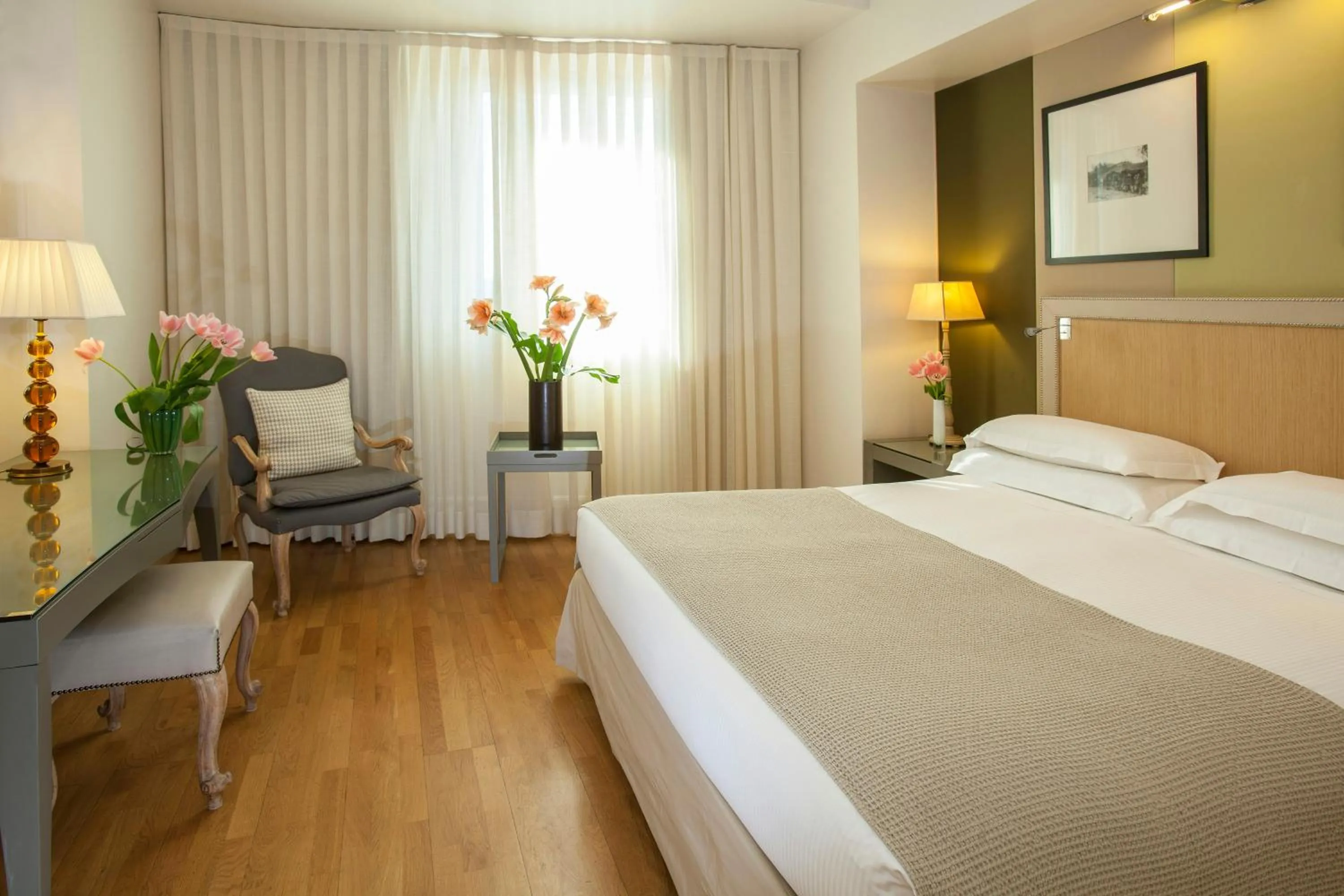 Family Connecting Rooms in Starhotels Tuscany