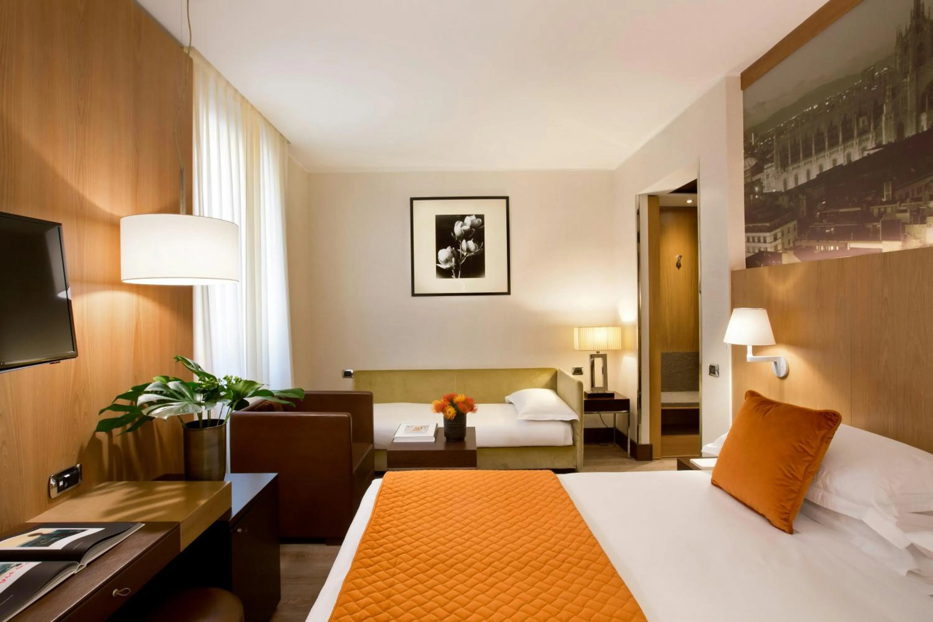 Deluxe Triple Room in Starhotels Ritz