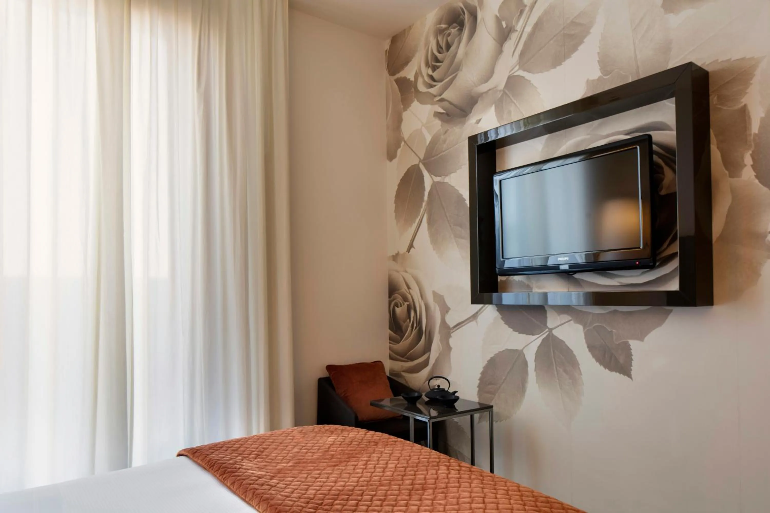 Two Connecting Double Rooms in Starhotels Echo