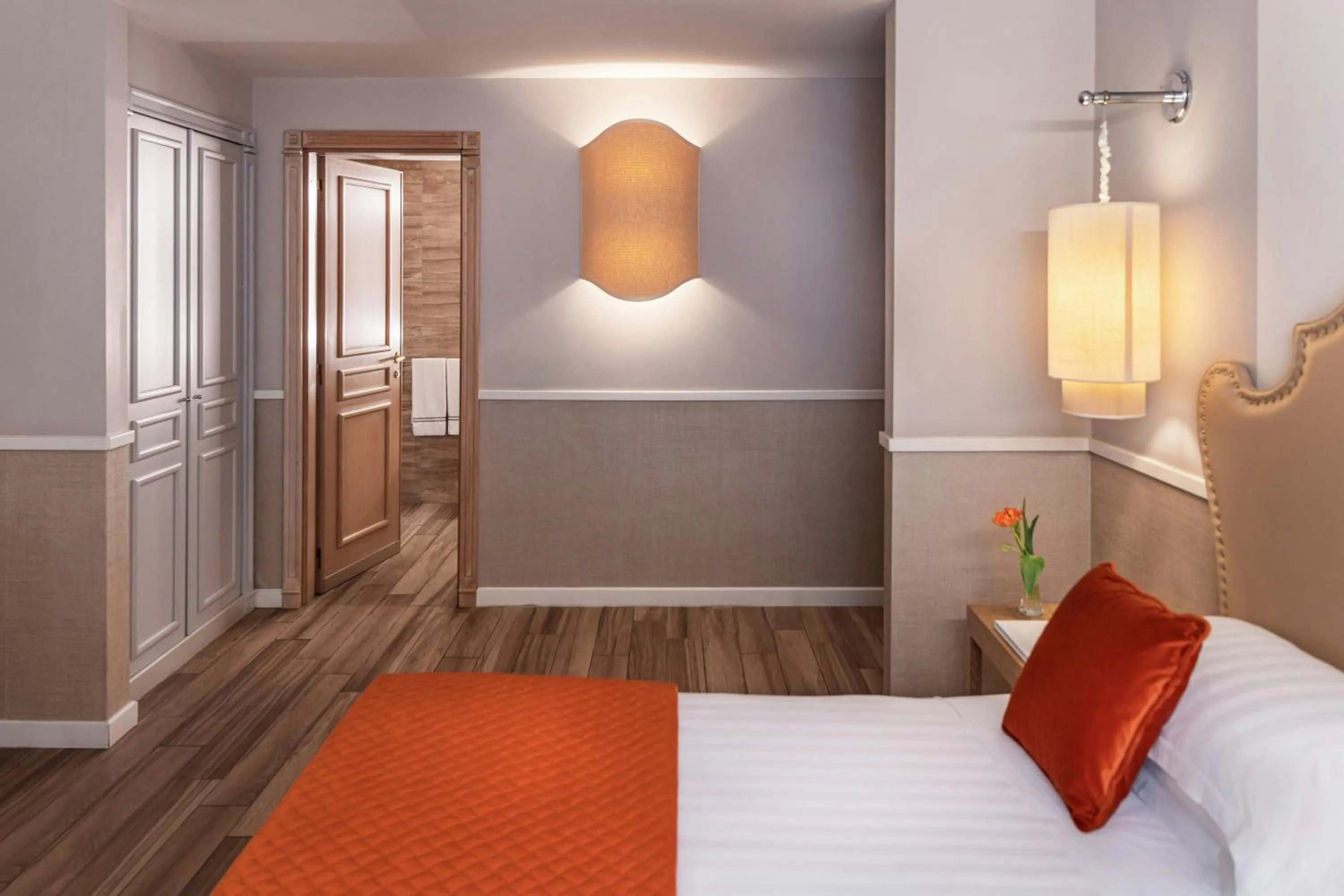 Two Connecting Double Rooms in Starhotels Terminus