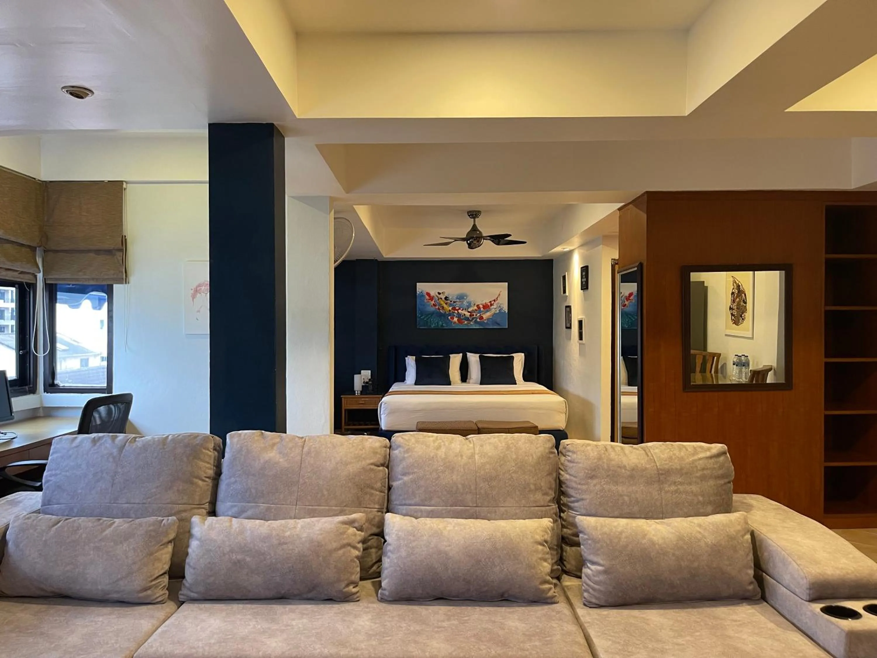 King Suite in Summer Breeze Hotel