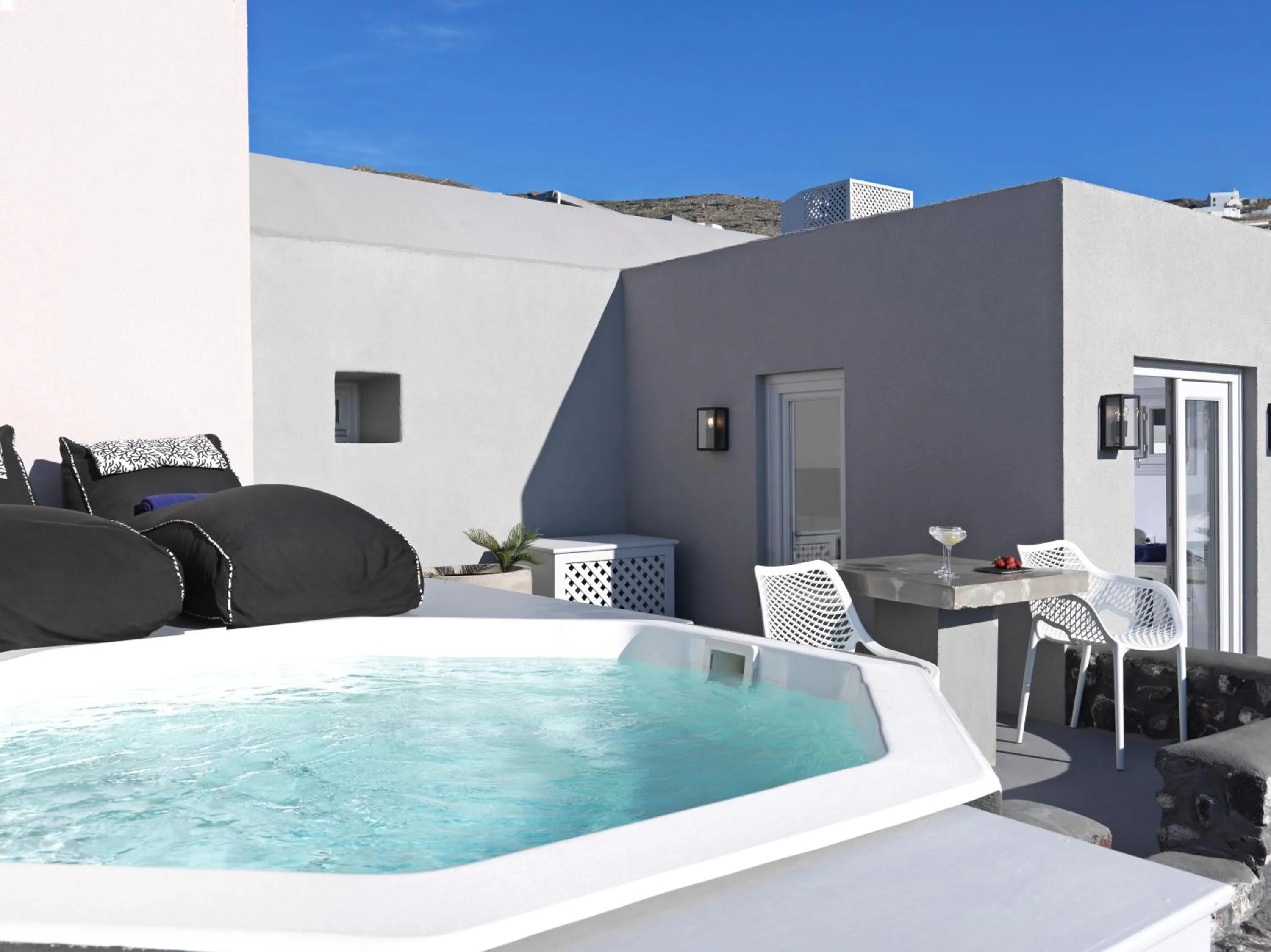 Superior Villa with Plunge Pool and Sea View in Elysian Santorini