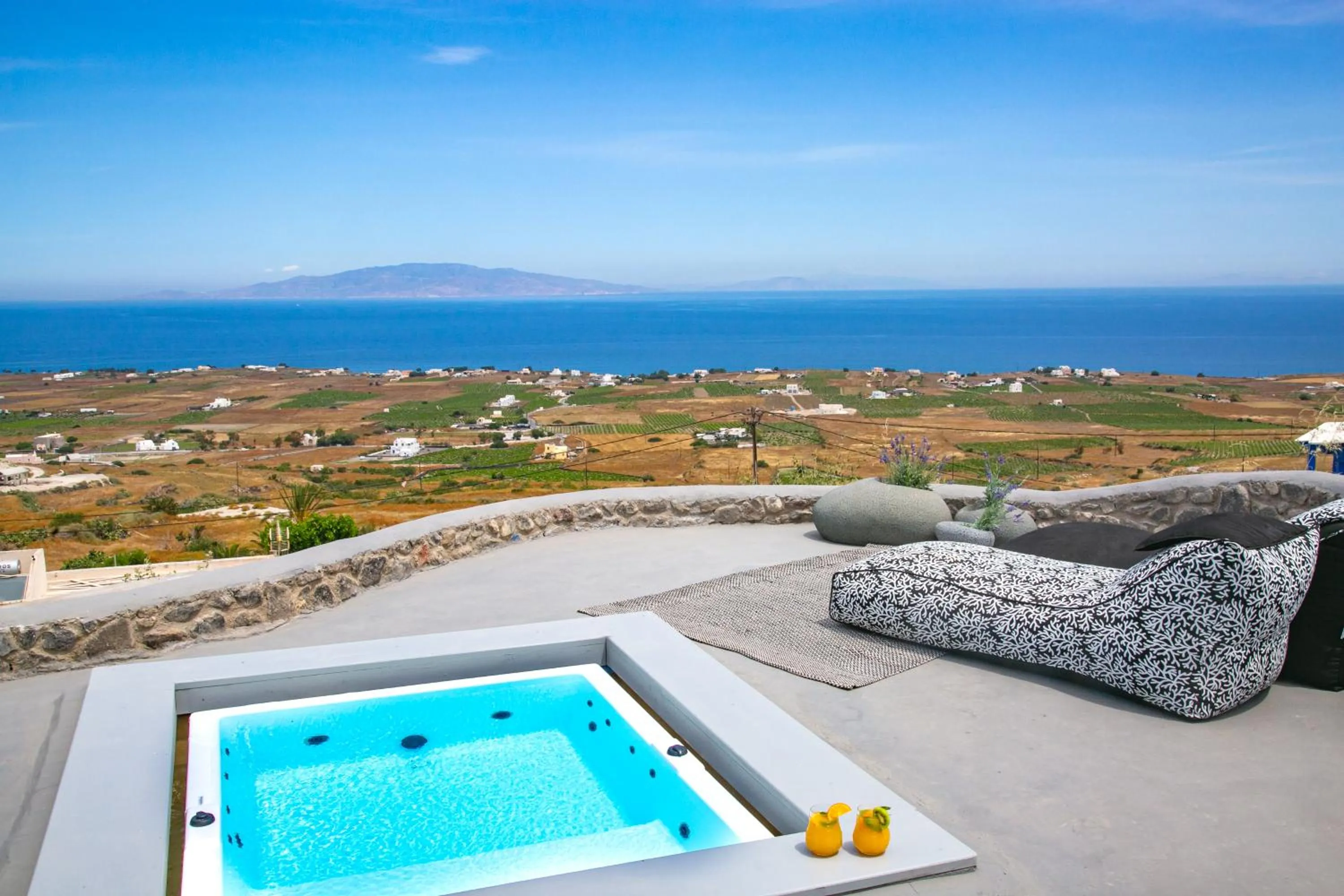 Luxury Cave Villa with Plunge Pool, Sea & Sunset View in Elysian Santorini