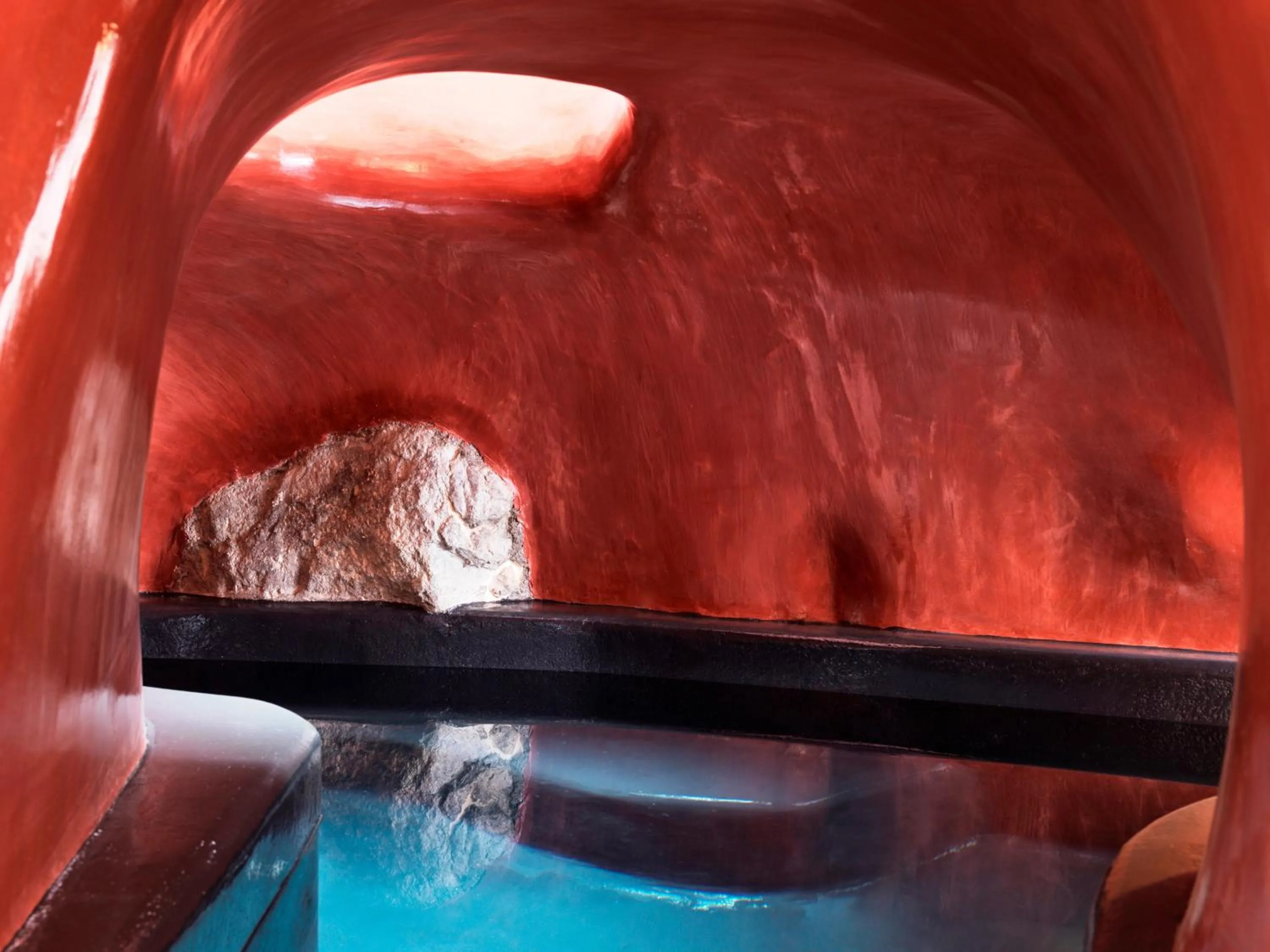 Deluxe Cave Villa with Indoor Heated Pool in Elysian Santorini