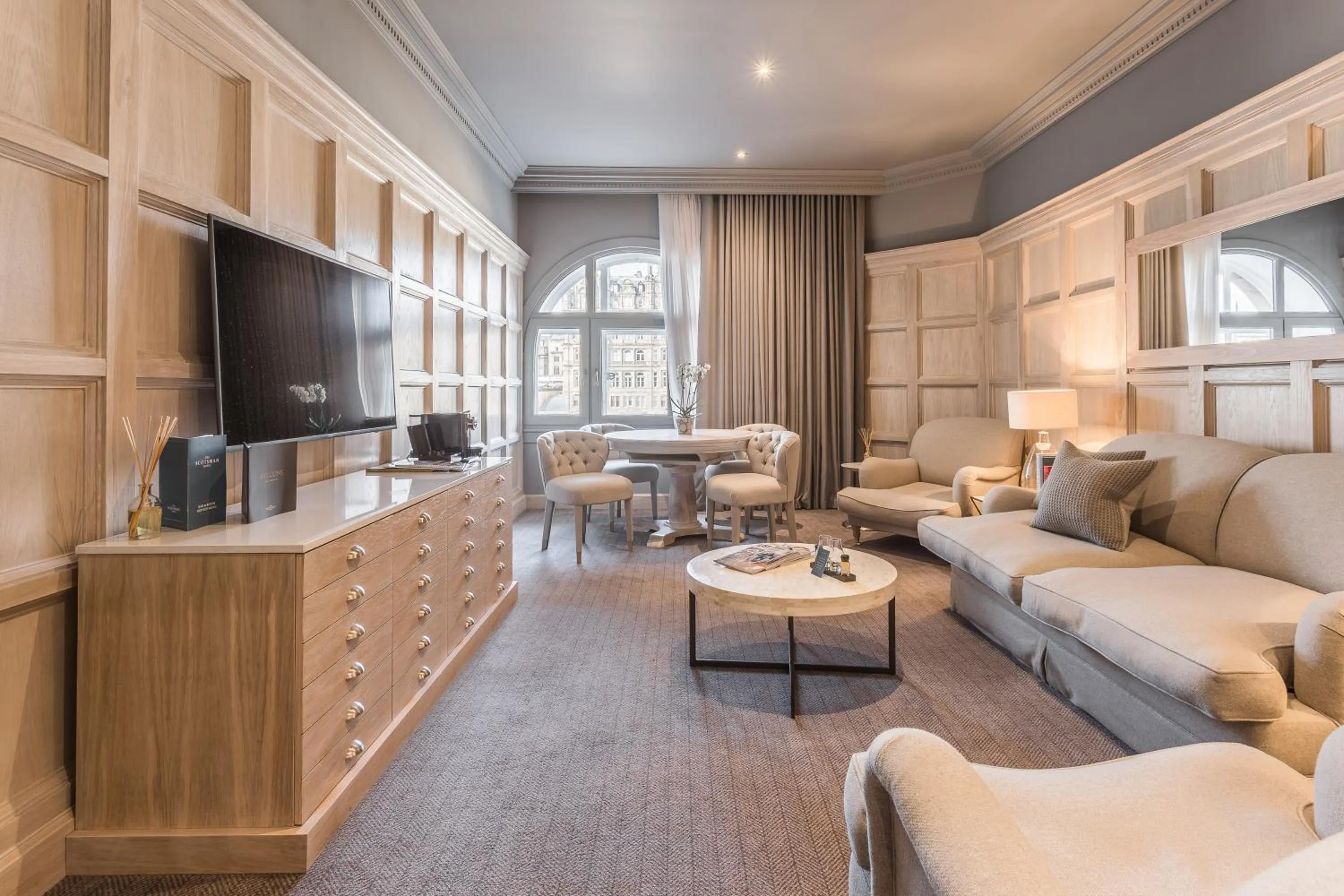 Headline Suite in The Scotsman Hotel