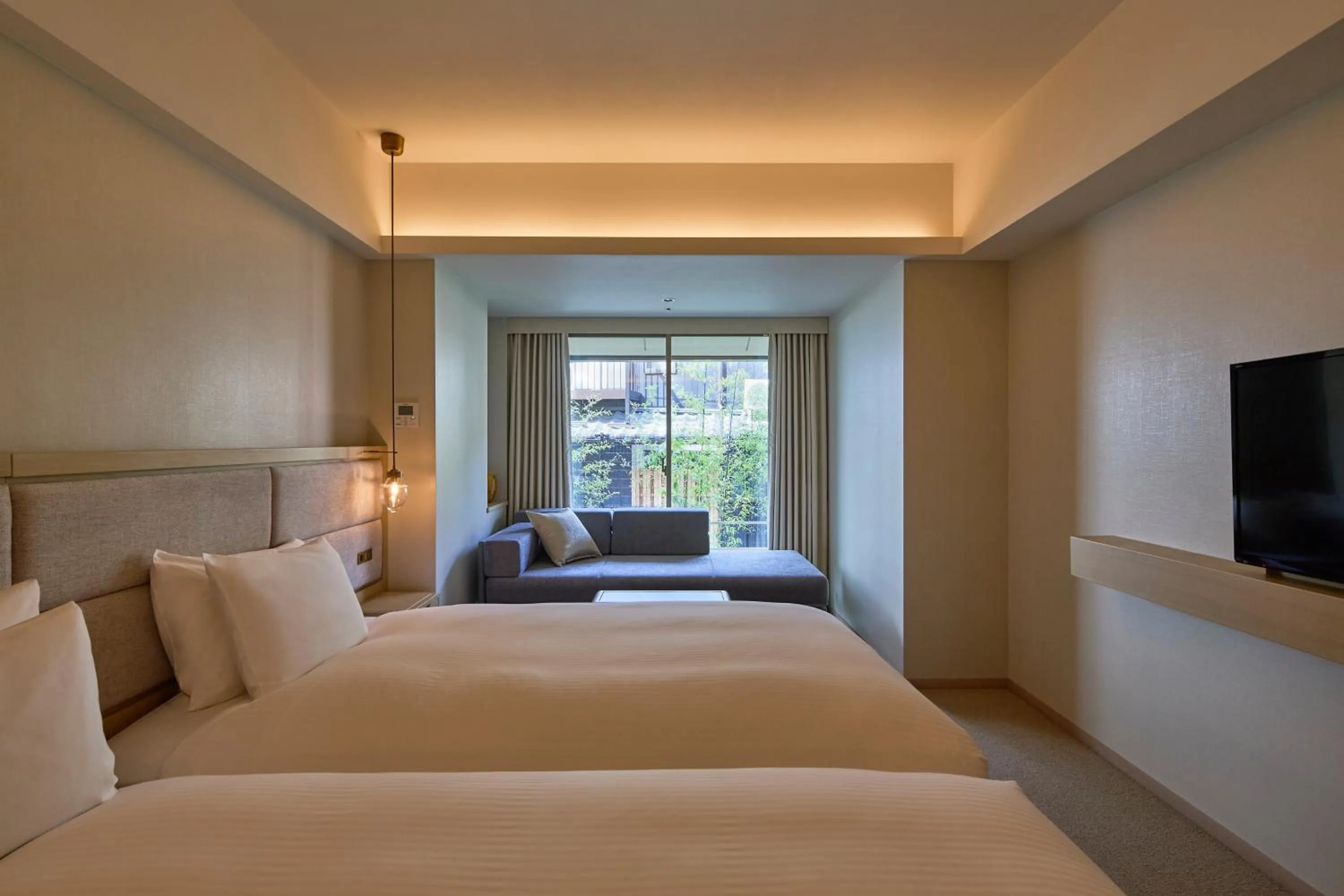 Deluxe Twin Room with Sofa Bed - Non-Smoking in Hotel The Celestine Kyoto Gion