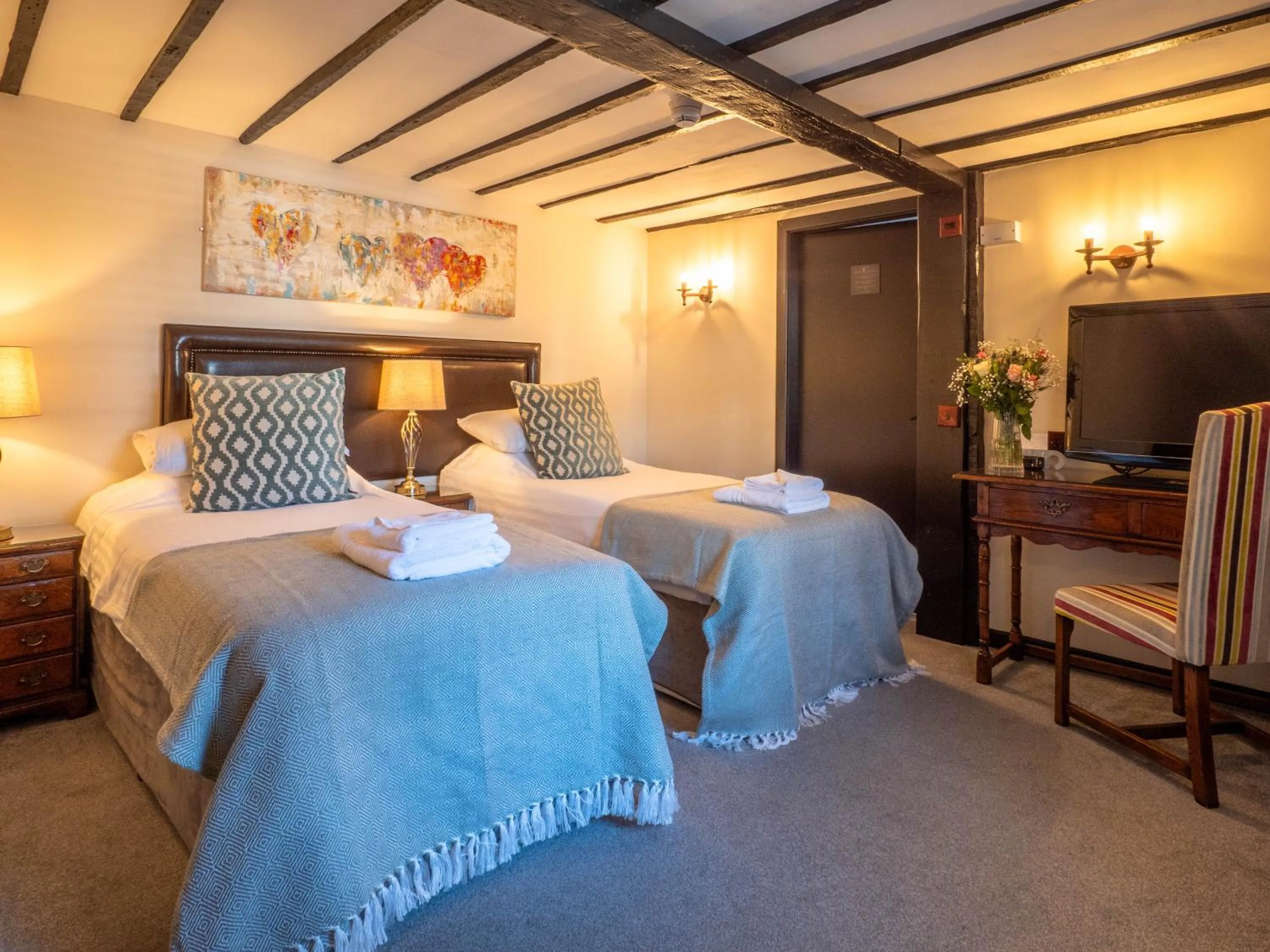 Black Boy Inn Twin in The Black Boy Inn