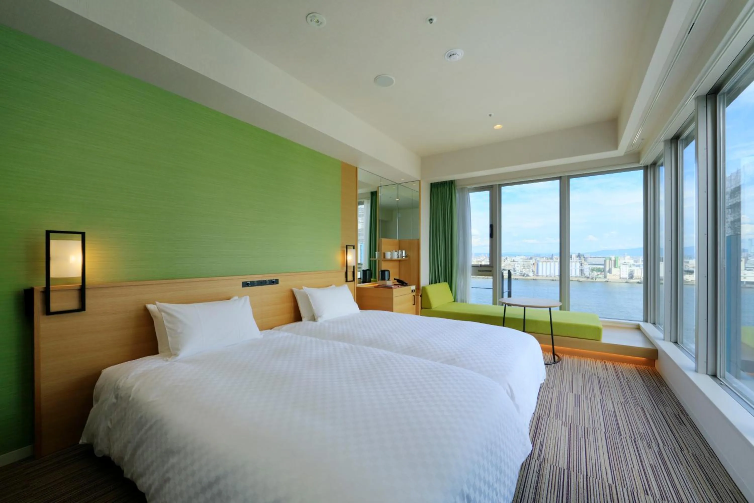 Superior Corner Twin Room with Sofa Bed - High Floor - Non-Smoking in THE SINGULARI HOTEL & SKYSPA at UNIVERSAL STUDIOS JAPAN